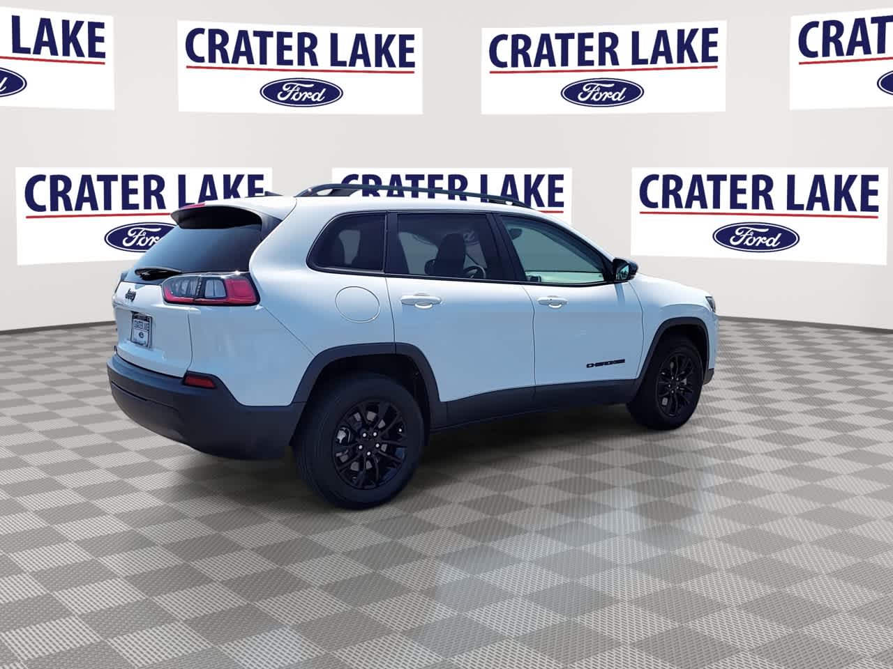 Thumbnail: 2023 Jeep Cherokee - 8