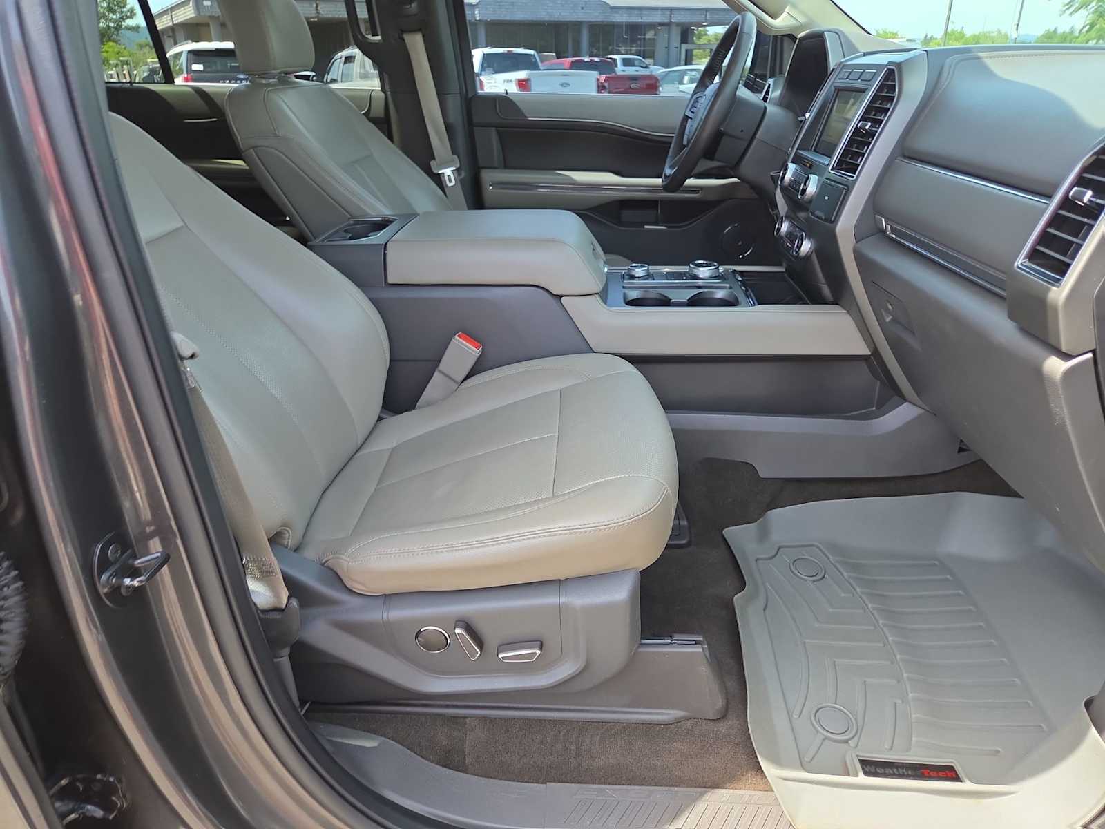 Thumbnail: 2019 Ford Expedition MAX - 22