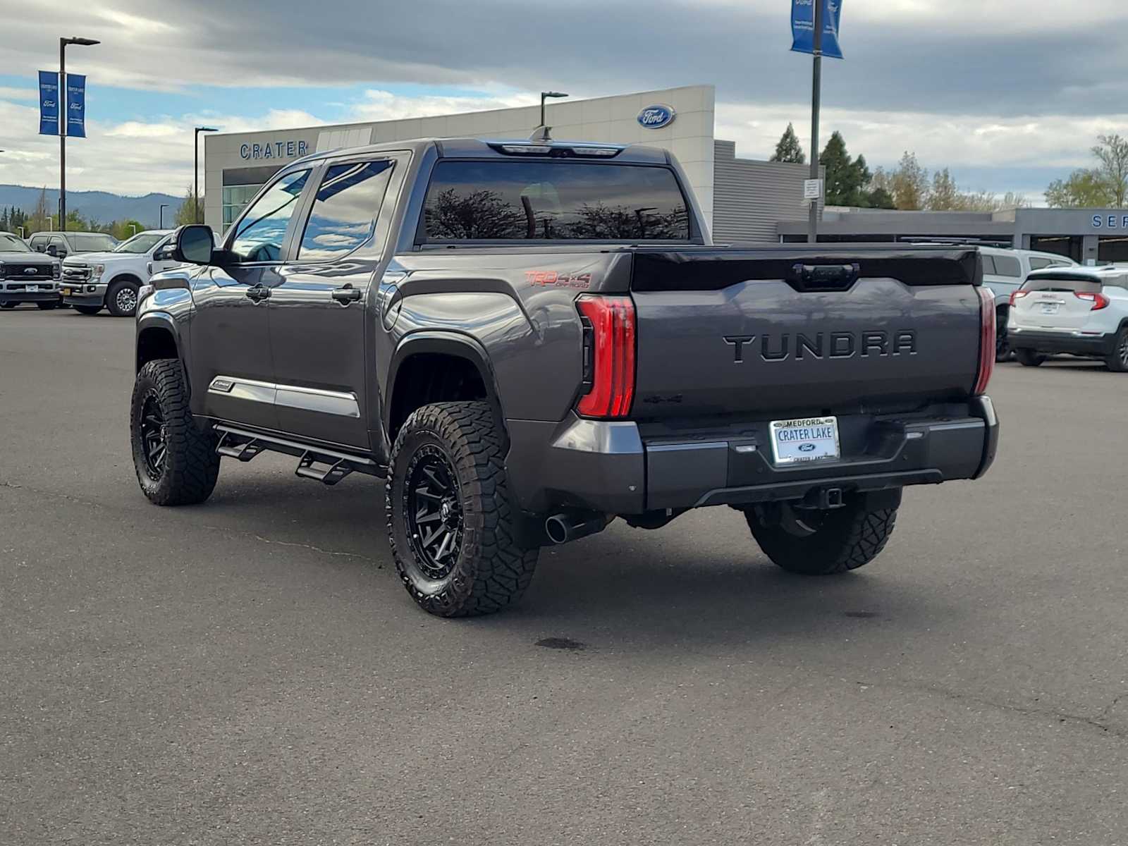 Thumbnail: 2025 Toyota Tundra - 12