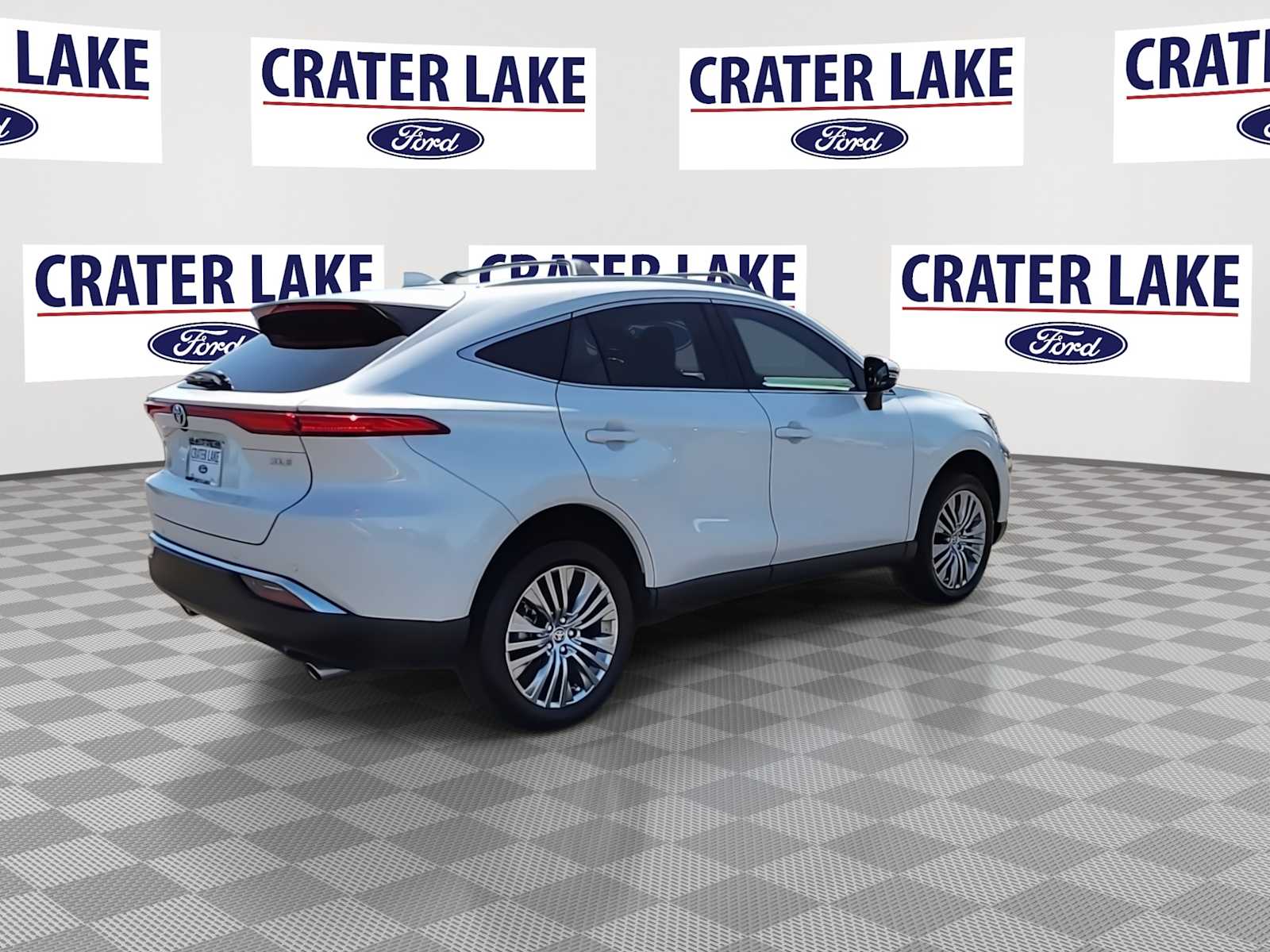 Thumbnail: 2023 Toyota Venza - 8