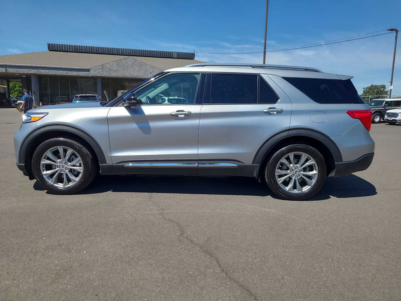 Thumbnail: 2023 Ford Explorer - 11