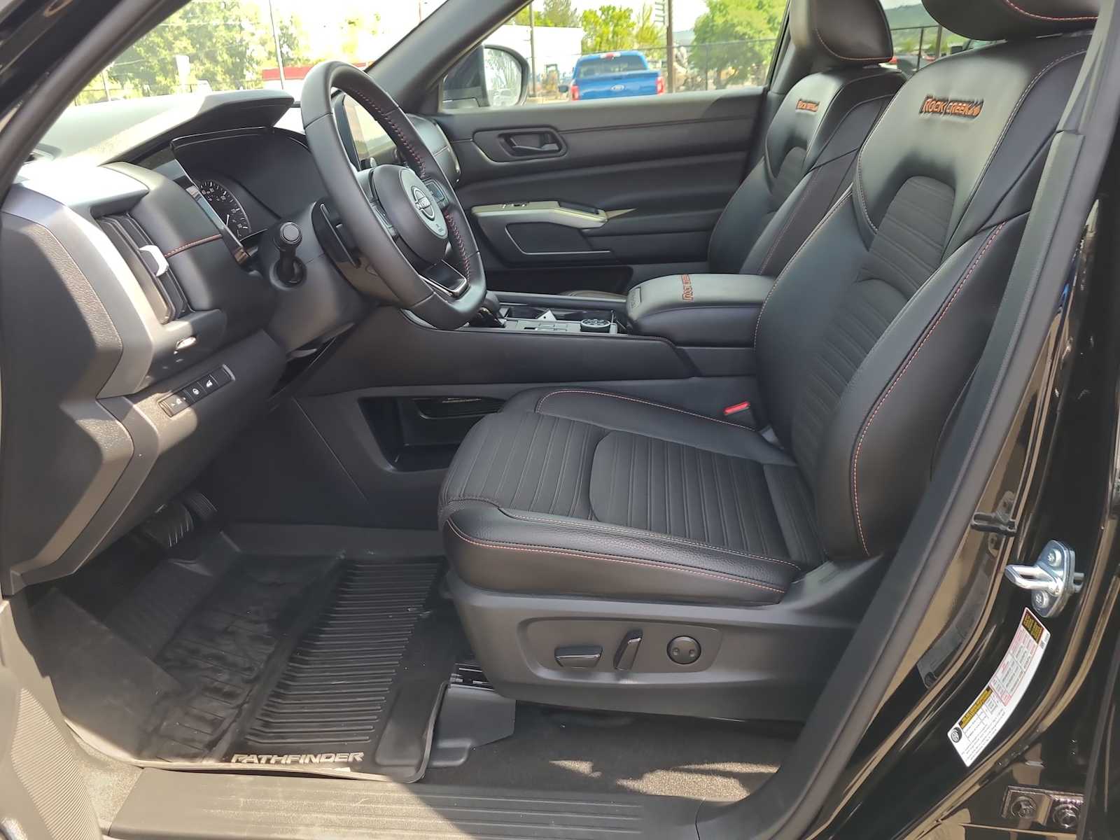 Thumbnail: 2025 Nissan Pathfinder - 19