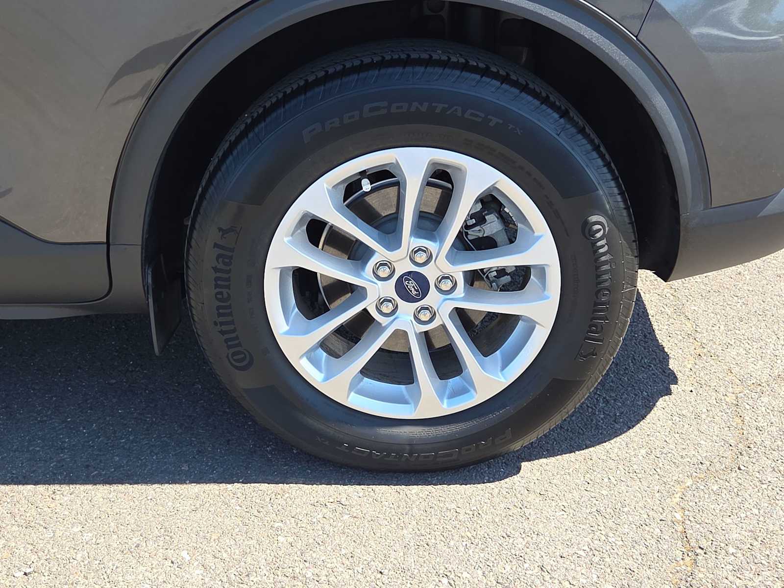 Thumbnail: 2020 Ford Escape - 16