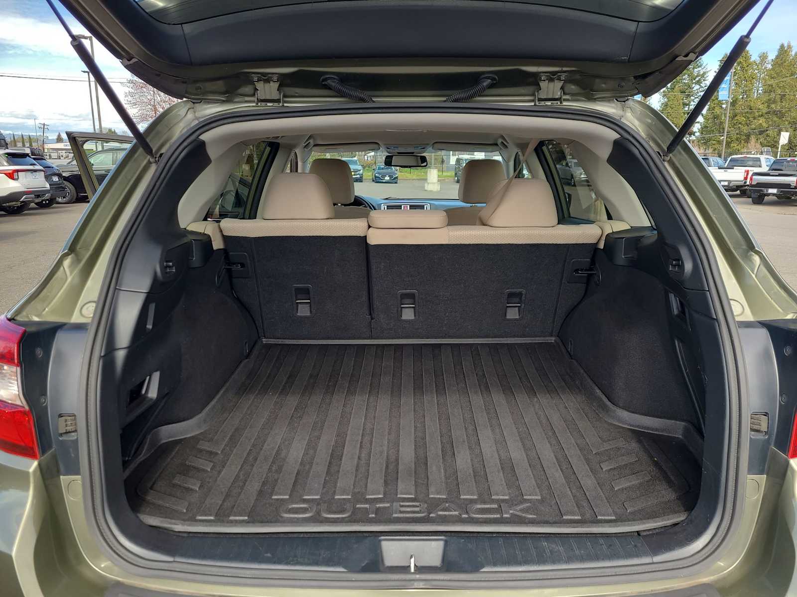 Thumbnail: 2015 Subaru Outback - 27