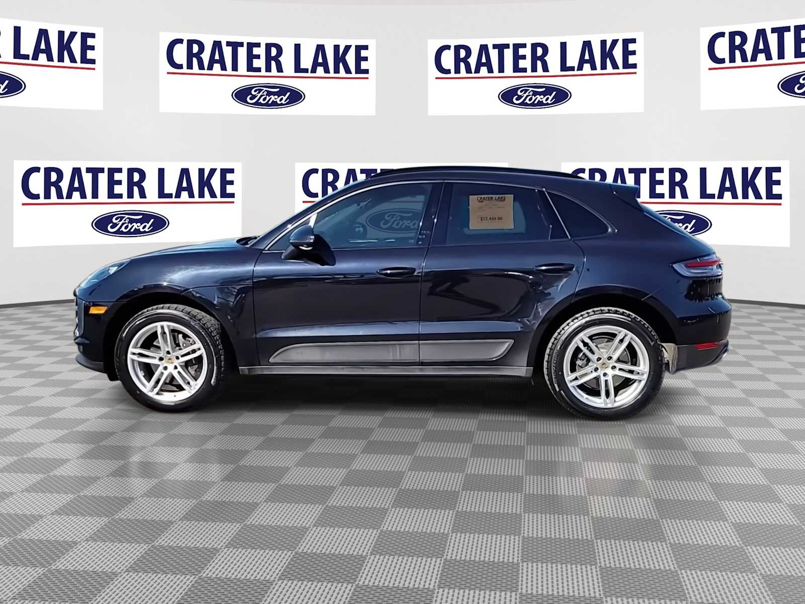 Thumbnail: 2021 Porsche Macan - 5