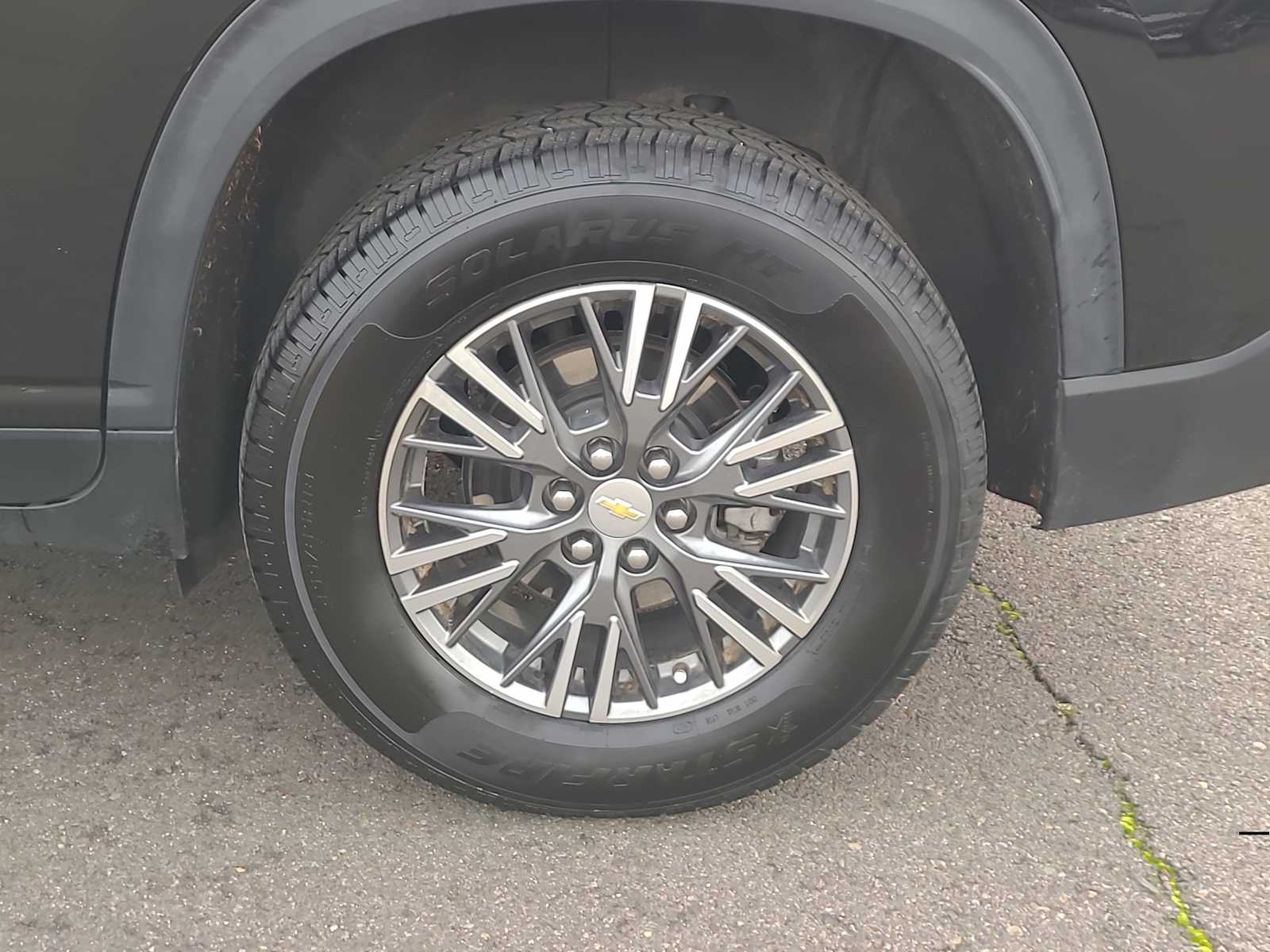 Thumbnail: 2025 Chevrolet Traverse - 16