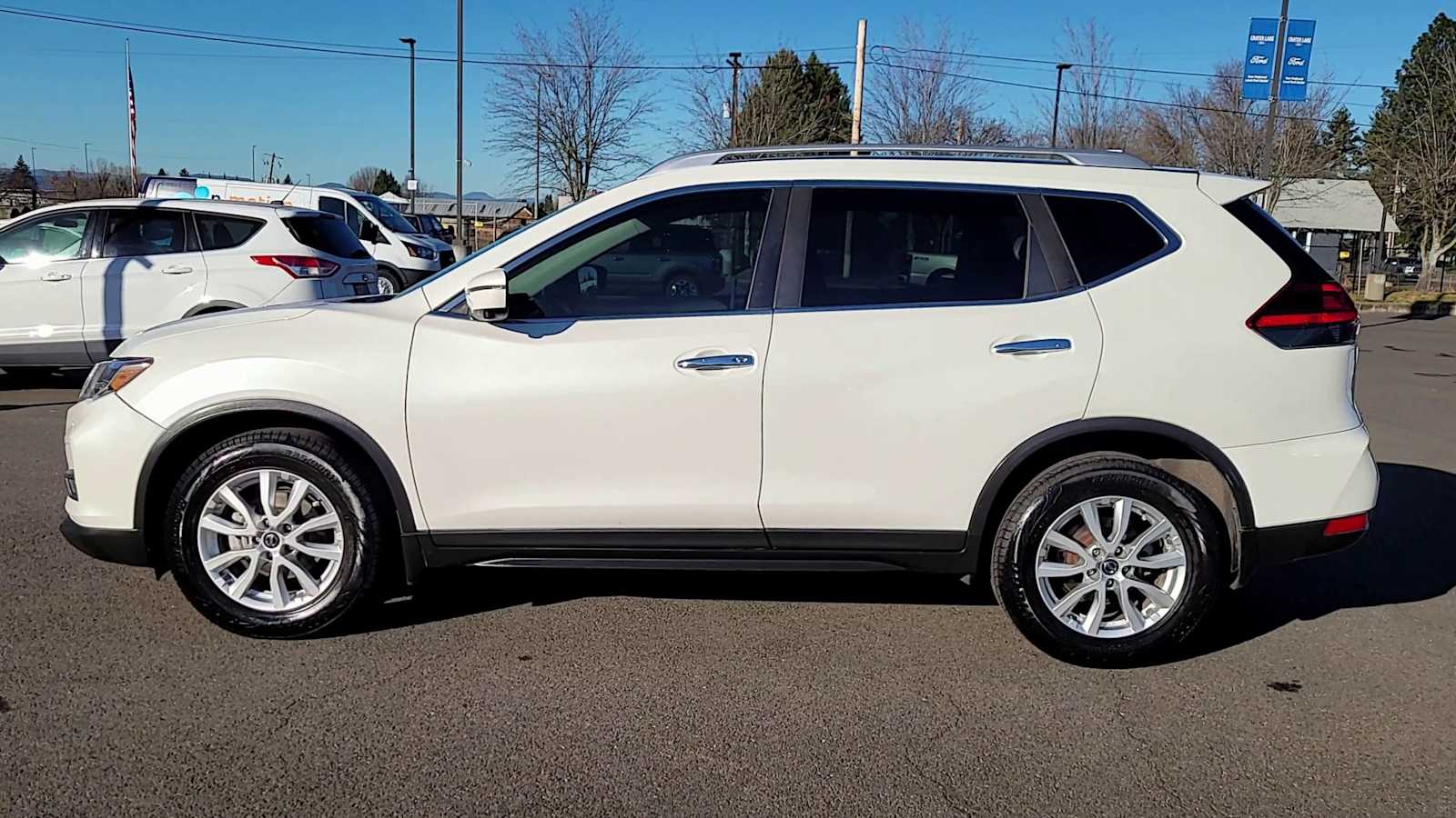 Thumbnail: 2017 Nissan Rogue - 5