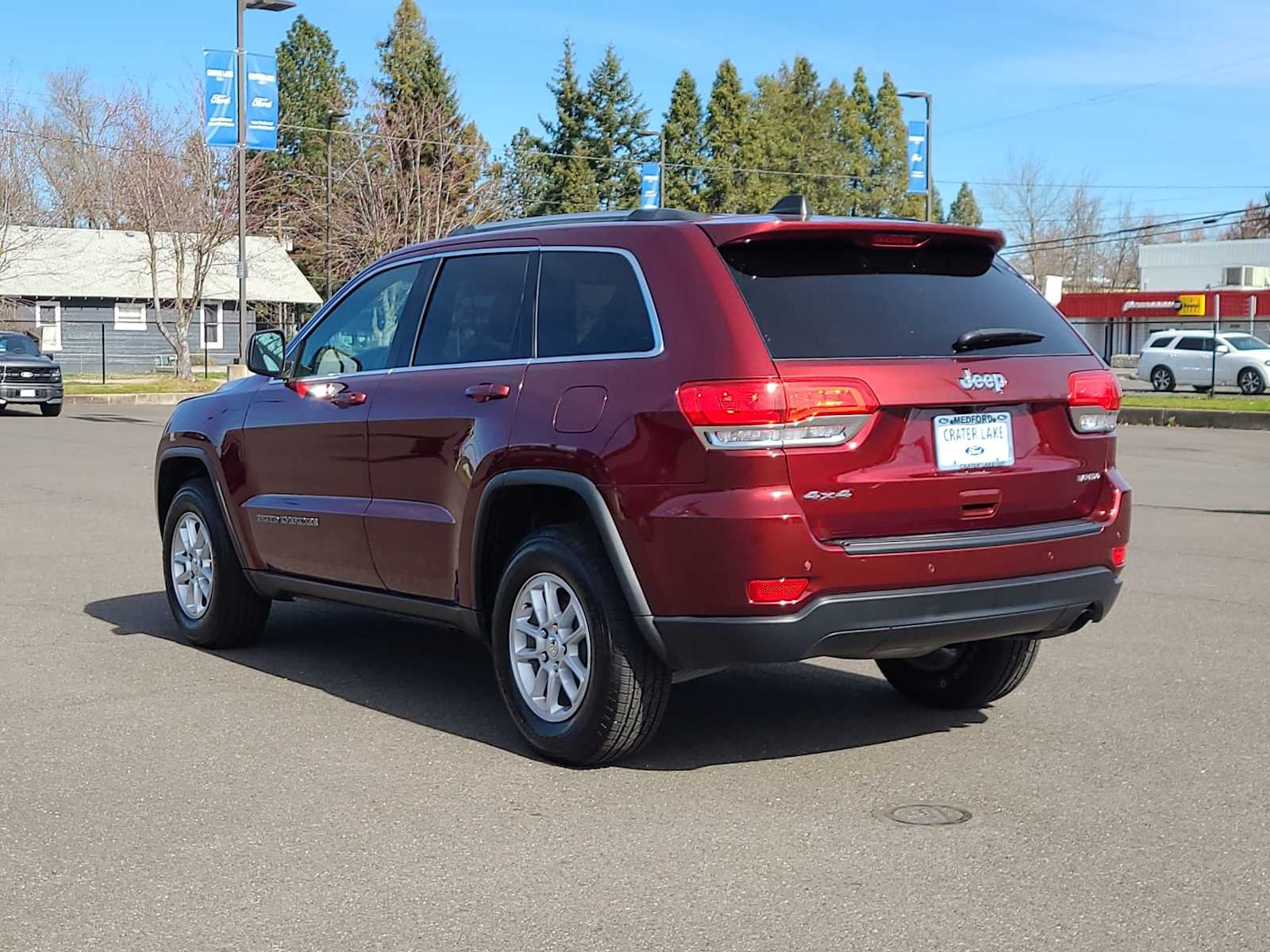 Thumbnail: 2019 Jeep Grand Cherokee - 12