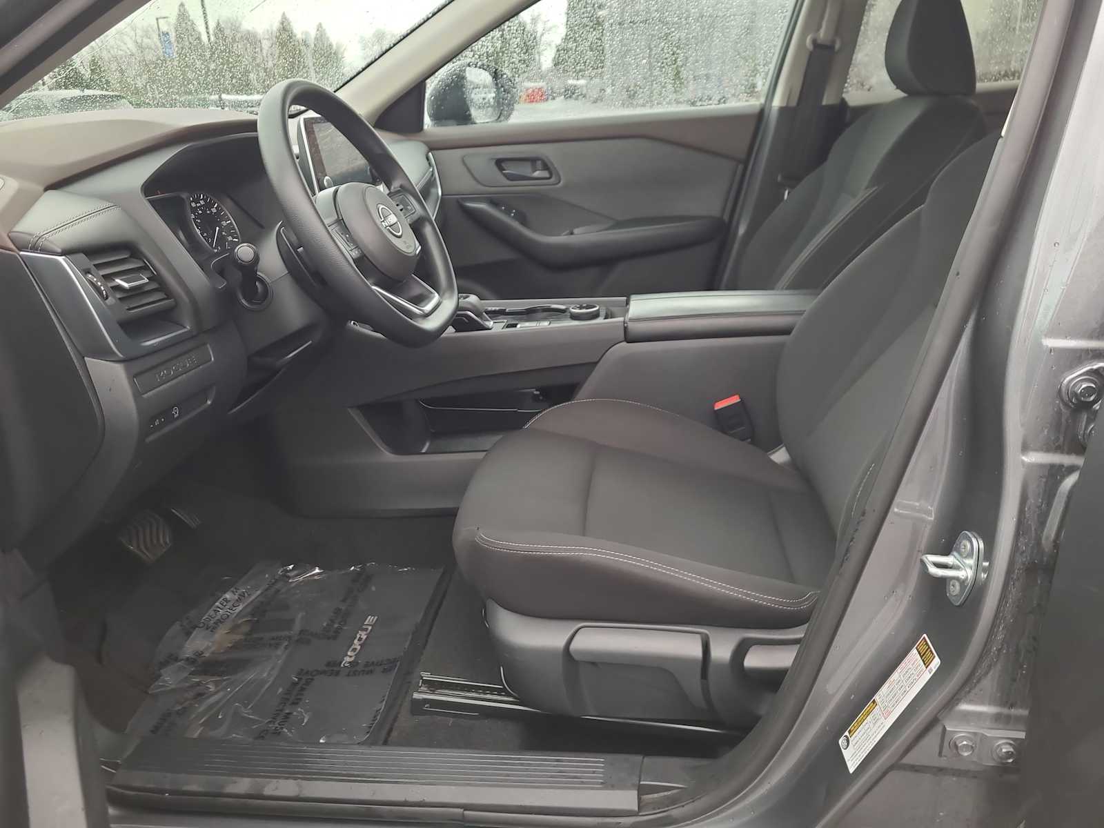 Thumbnail: 2023 Nissan Rogue - 19