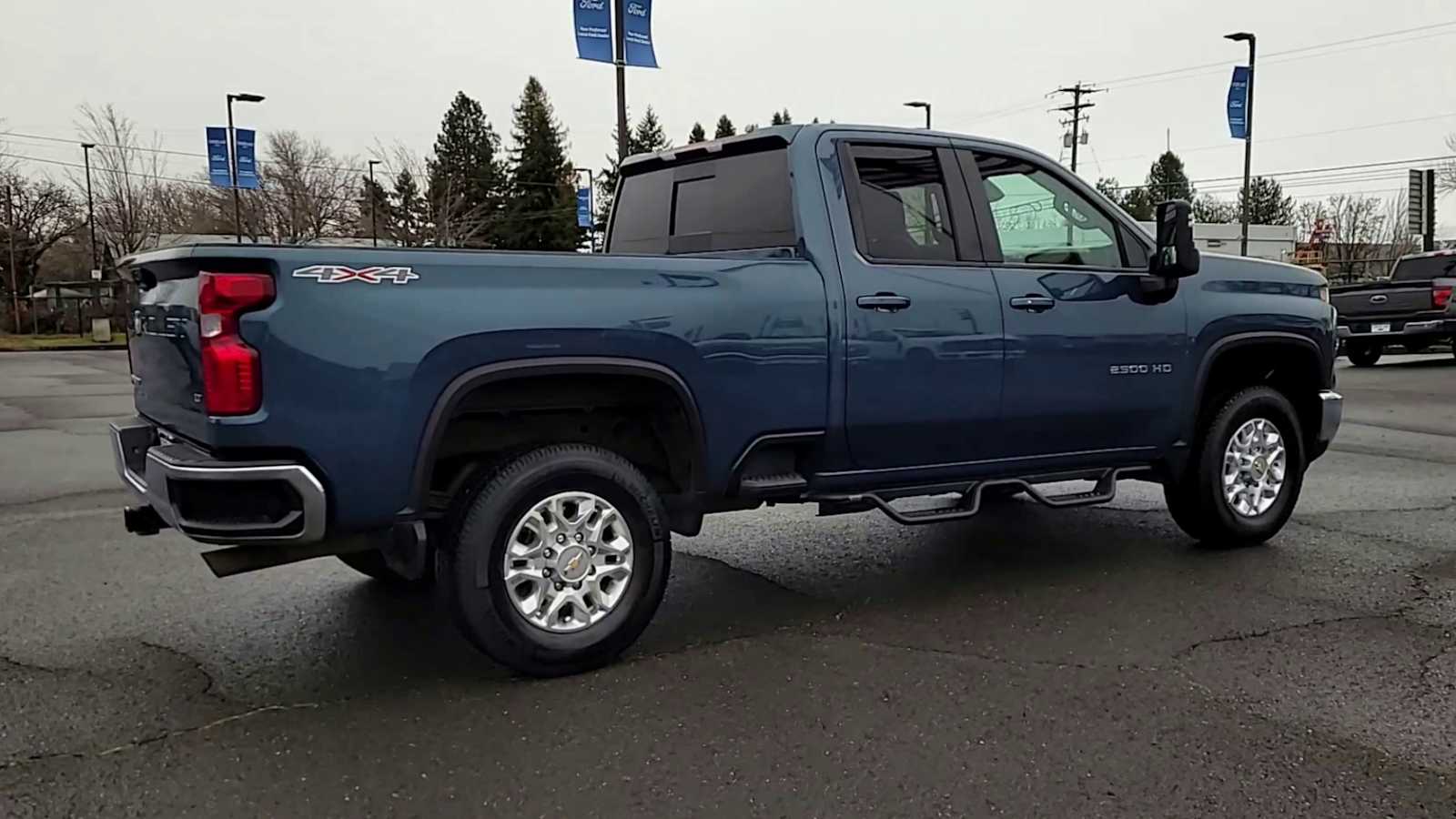 Thumbnail: 2024 Chevrolet Silverado 2500 - 8