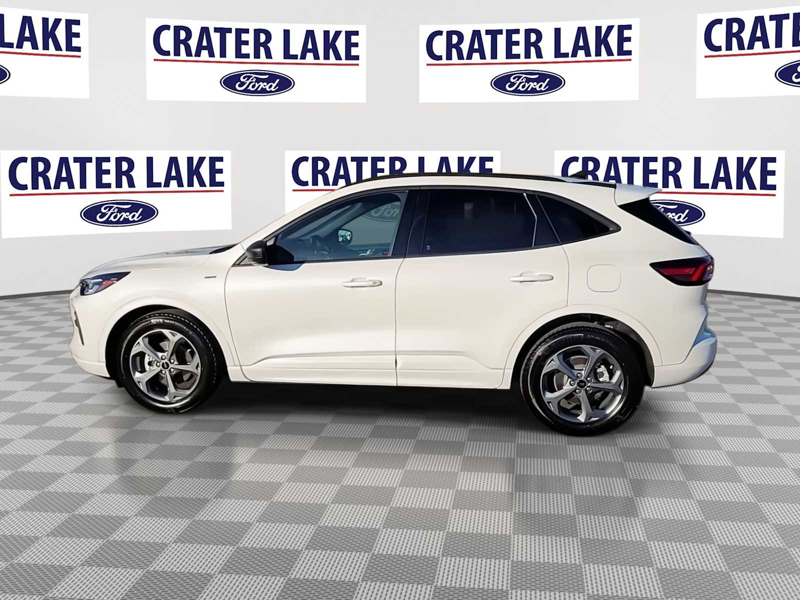 Thumbnail: 2023 Ford Escape - 5