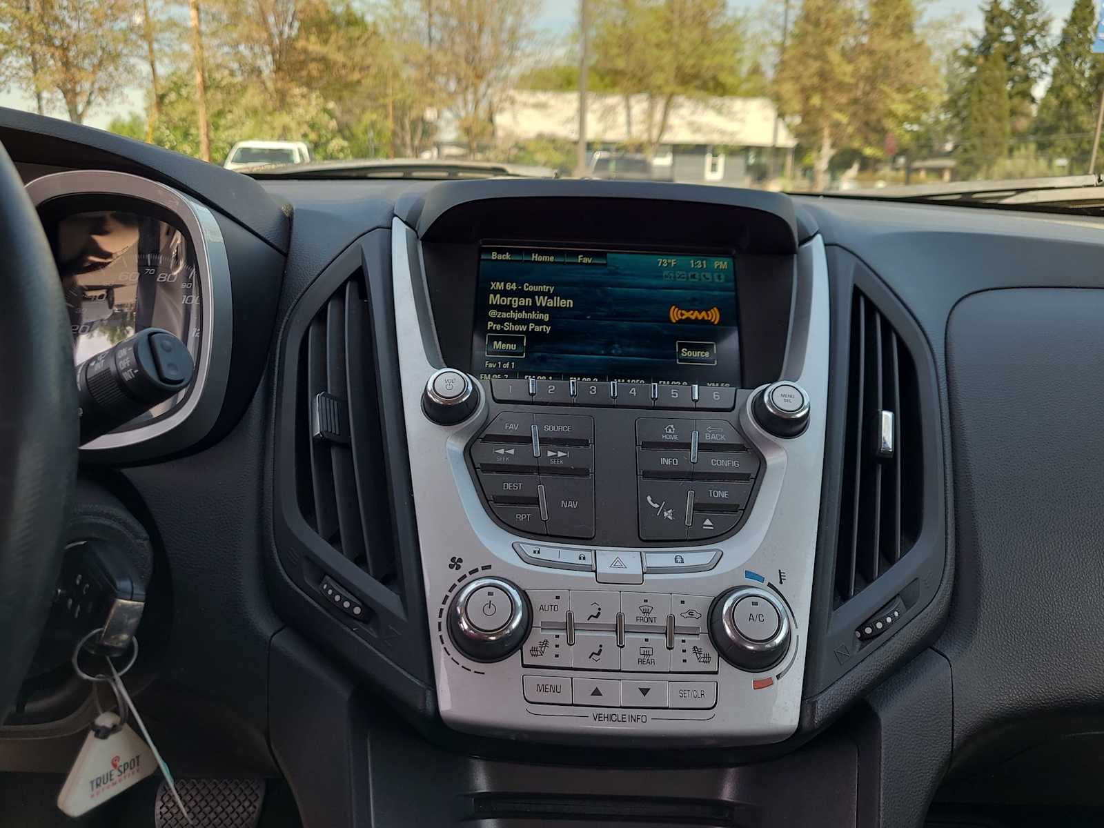 Thumbnail: 2013 Chevrolet Equinox - 24