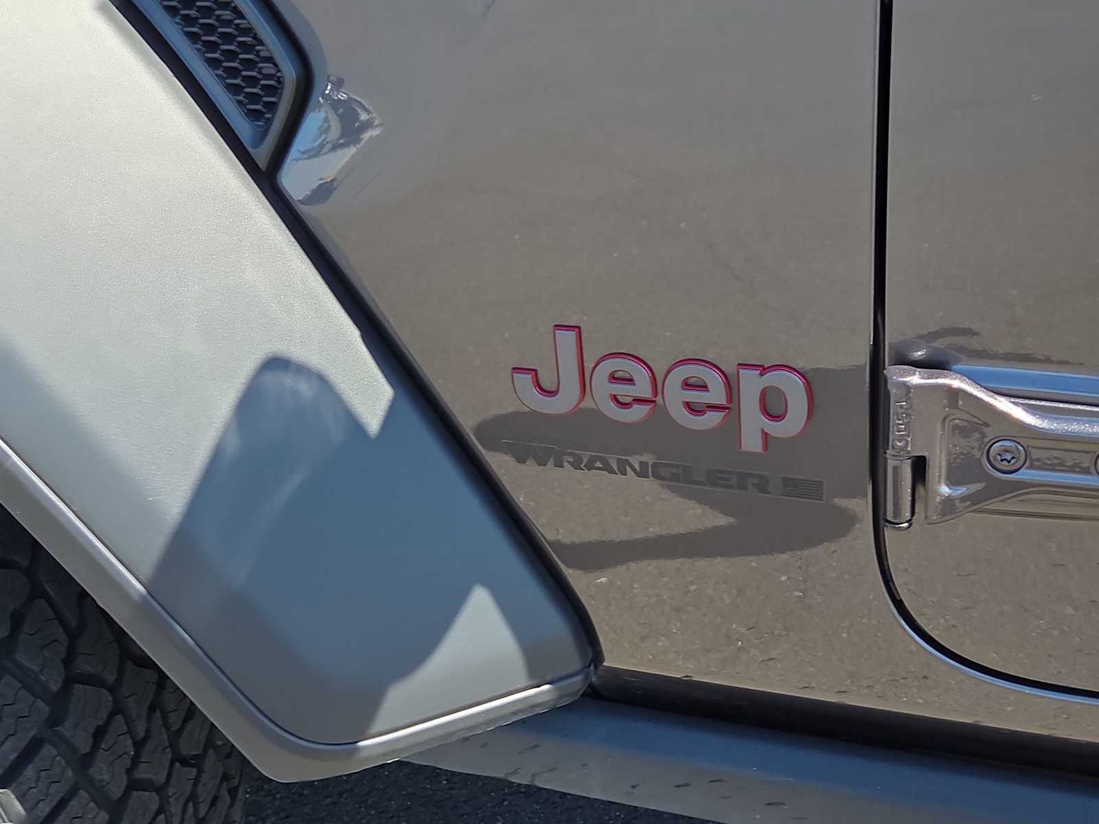 Thumbnail: 2025 Jeep Wrangler - 15