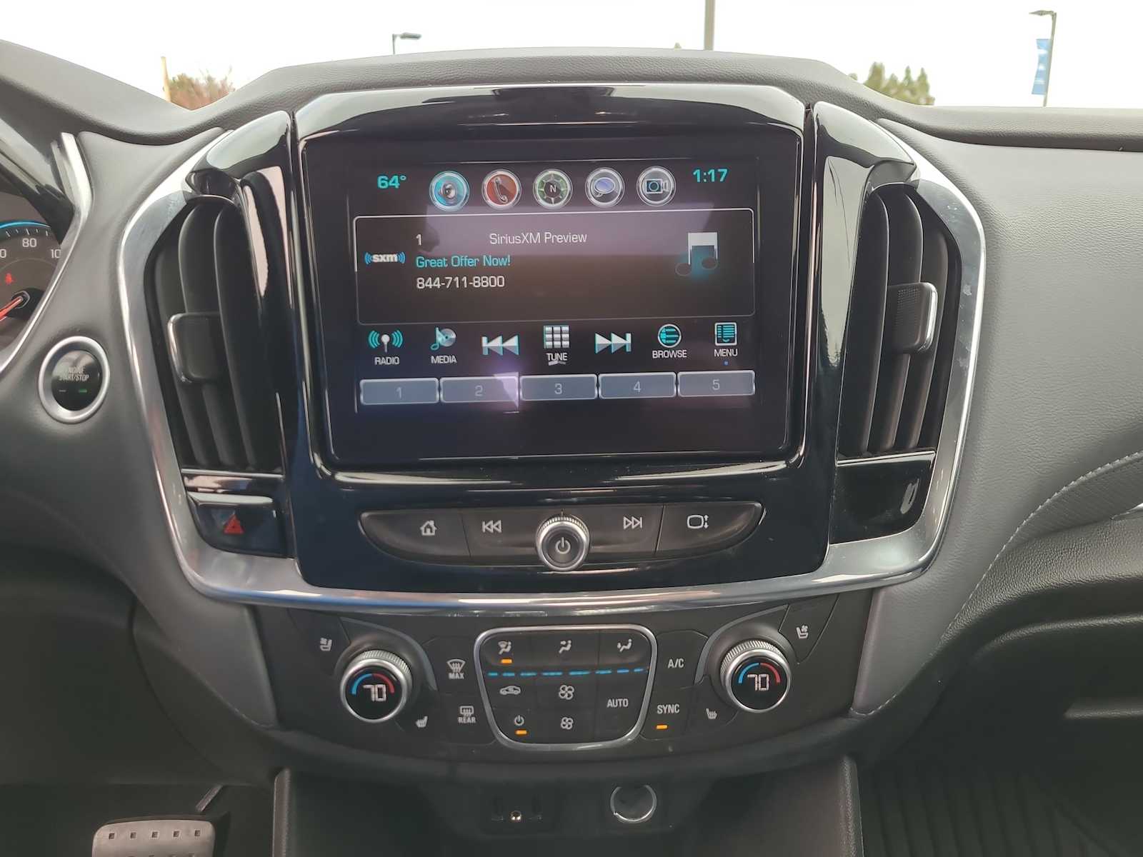 Thumbnail: 2018 Chevrolet Traverse - 24