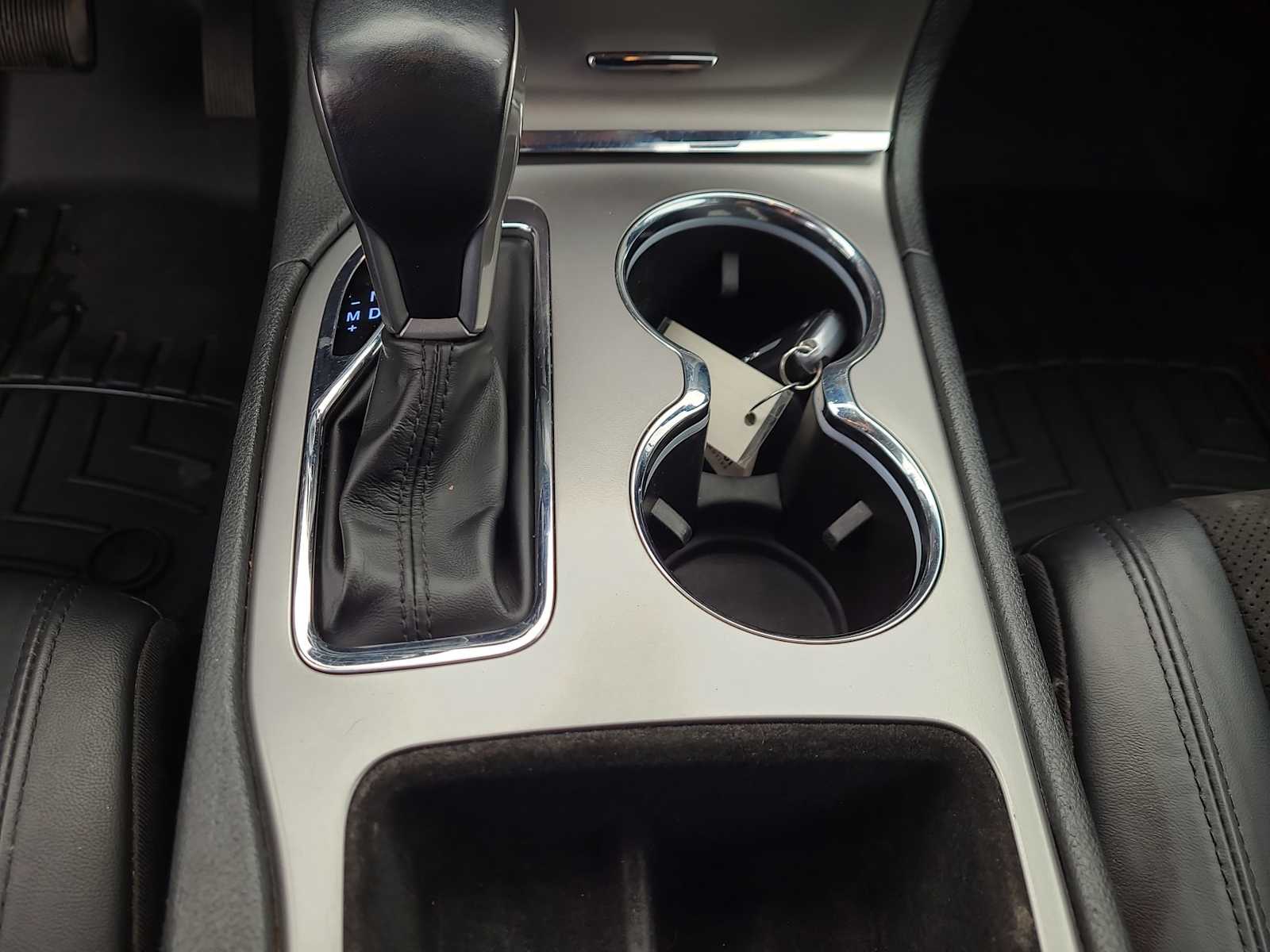 Thumbnail: 2022 Jeep Grand Cherokee - 25