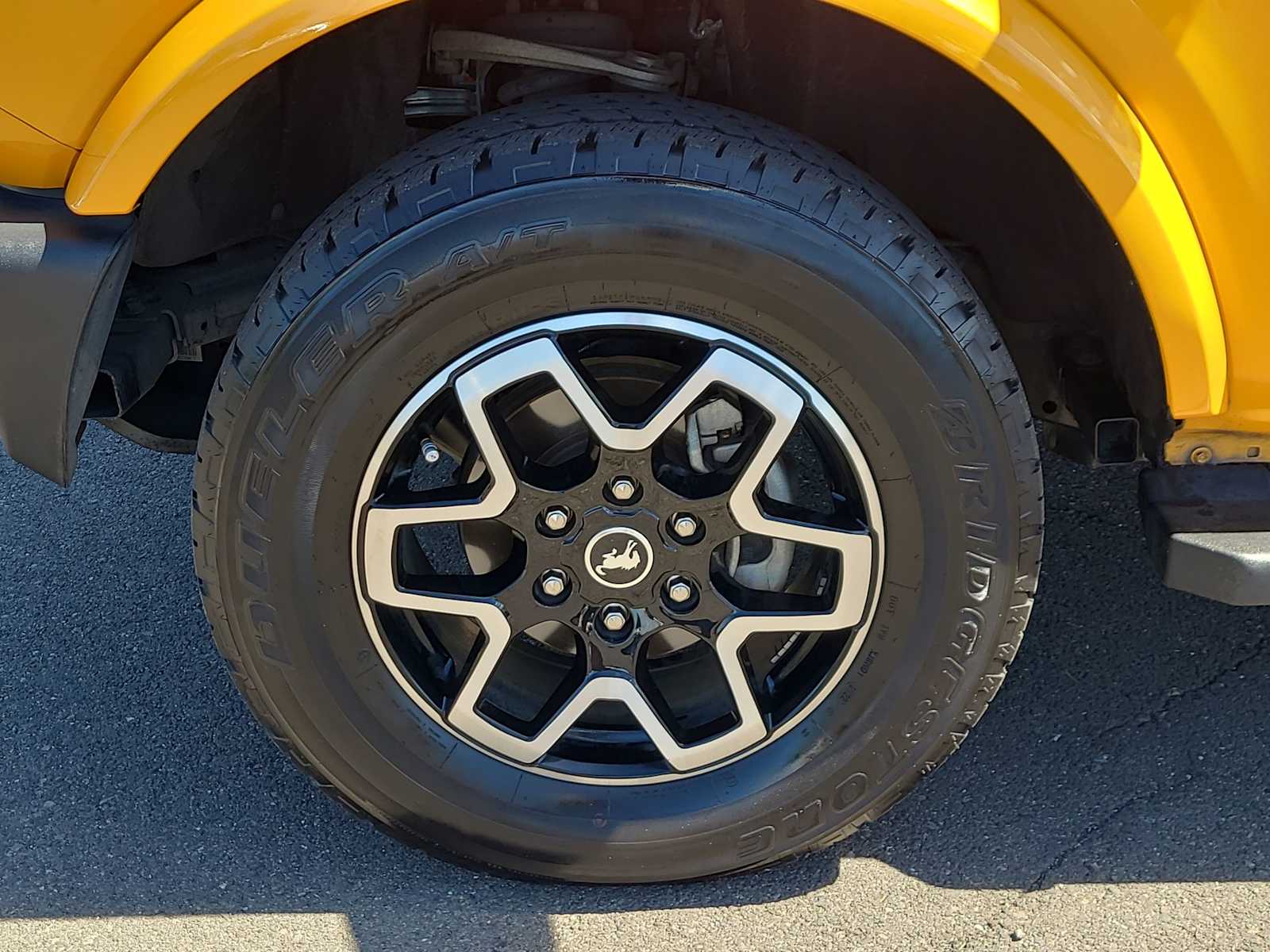 Thumbnail: 2022 Ford Bronco - 16