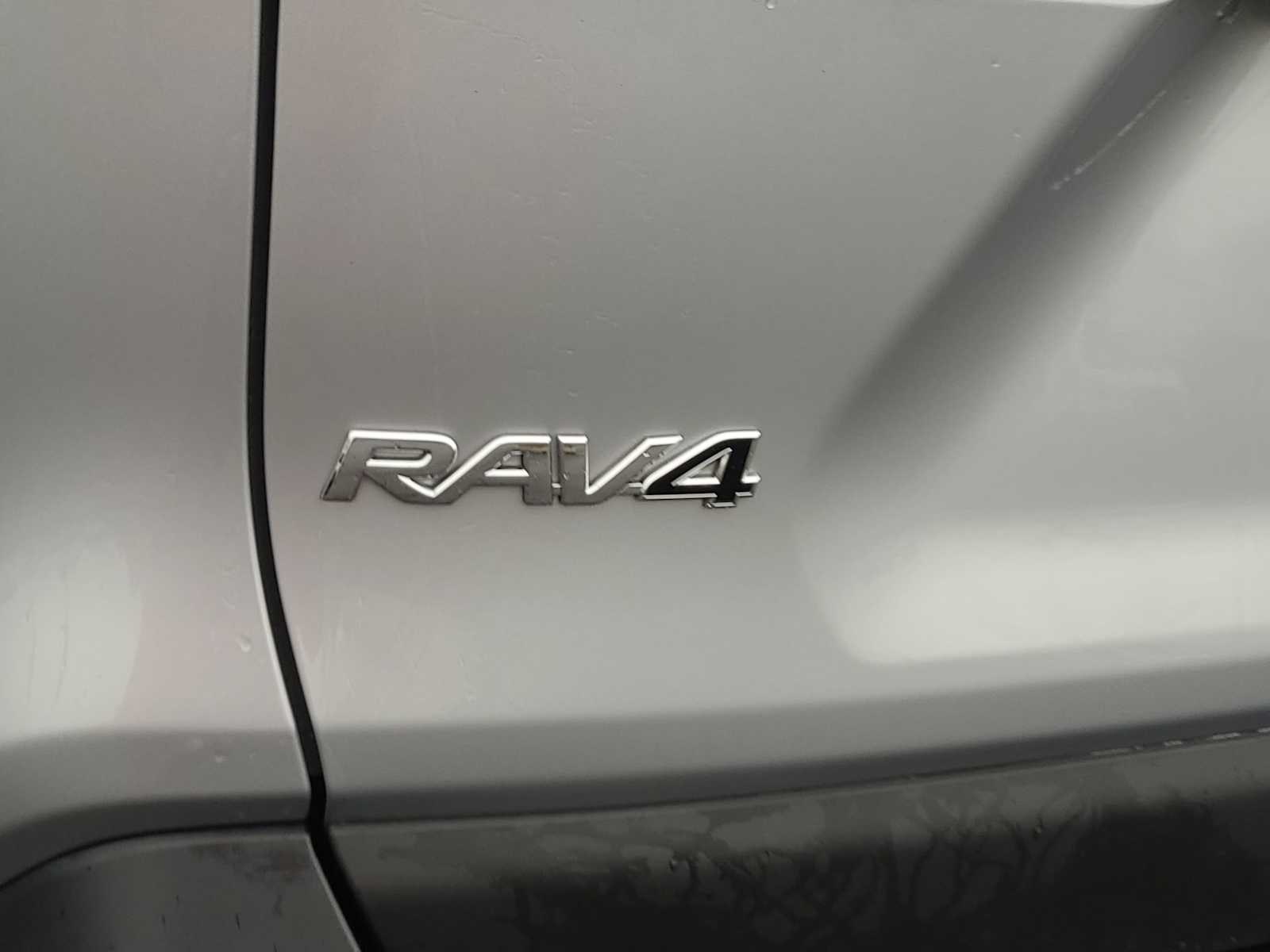 Thumbnail: 2024 Toyota RAV4 - 15