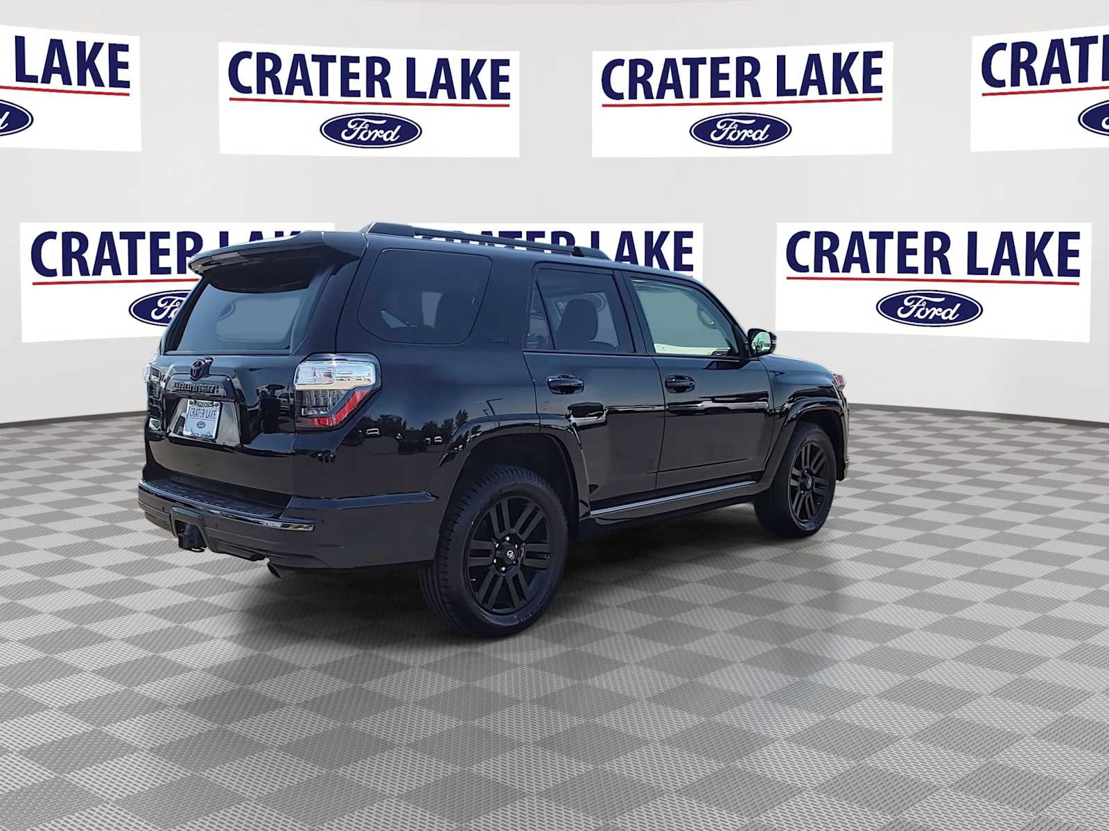 2019 Toyota 4Runner Nightshade 8