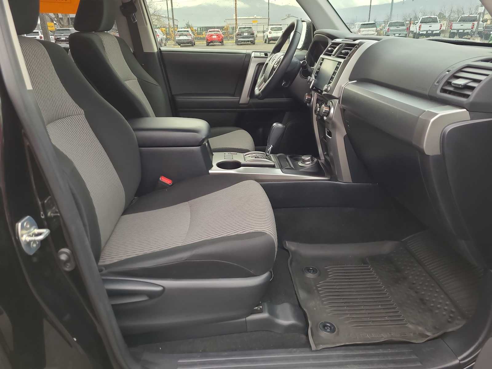 Thumbnail: 2024 Toyota 4Runner - 22