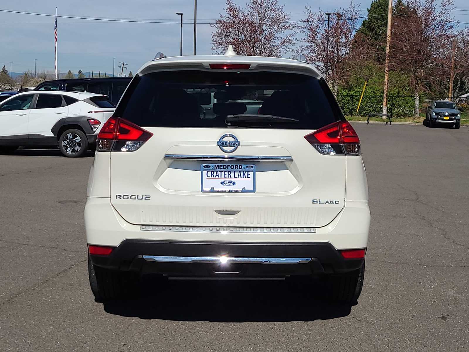 Thumbnail: 2017 Nissan Rogue - 13