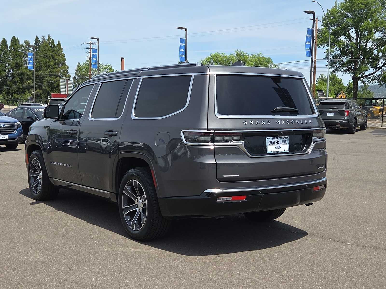 Thumbnail: 2022 Jeep Grand Wagoneer - 12