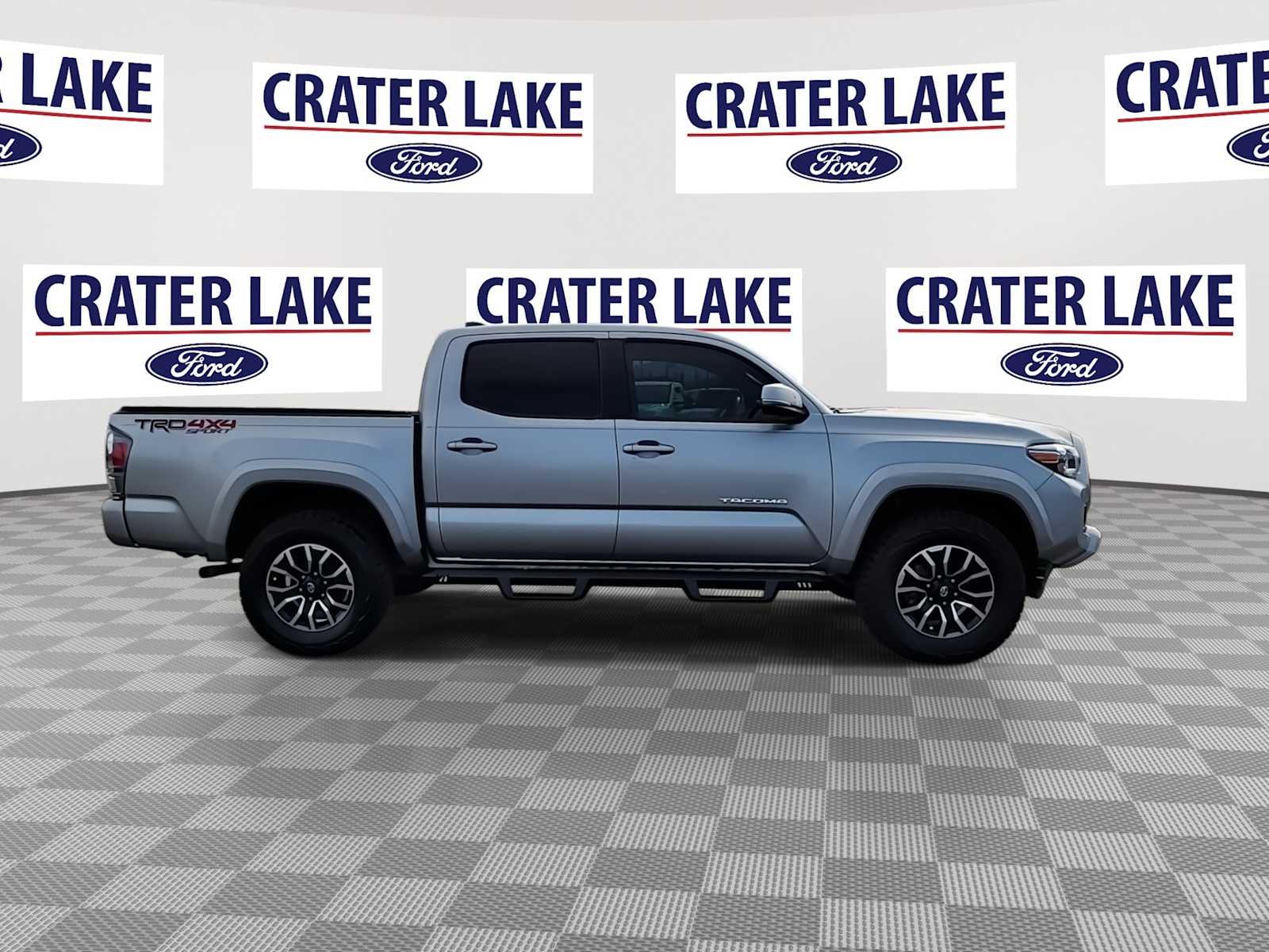 Thumbnail: 2022 Toyota Tacoma - 9