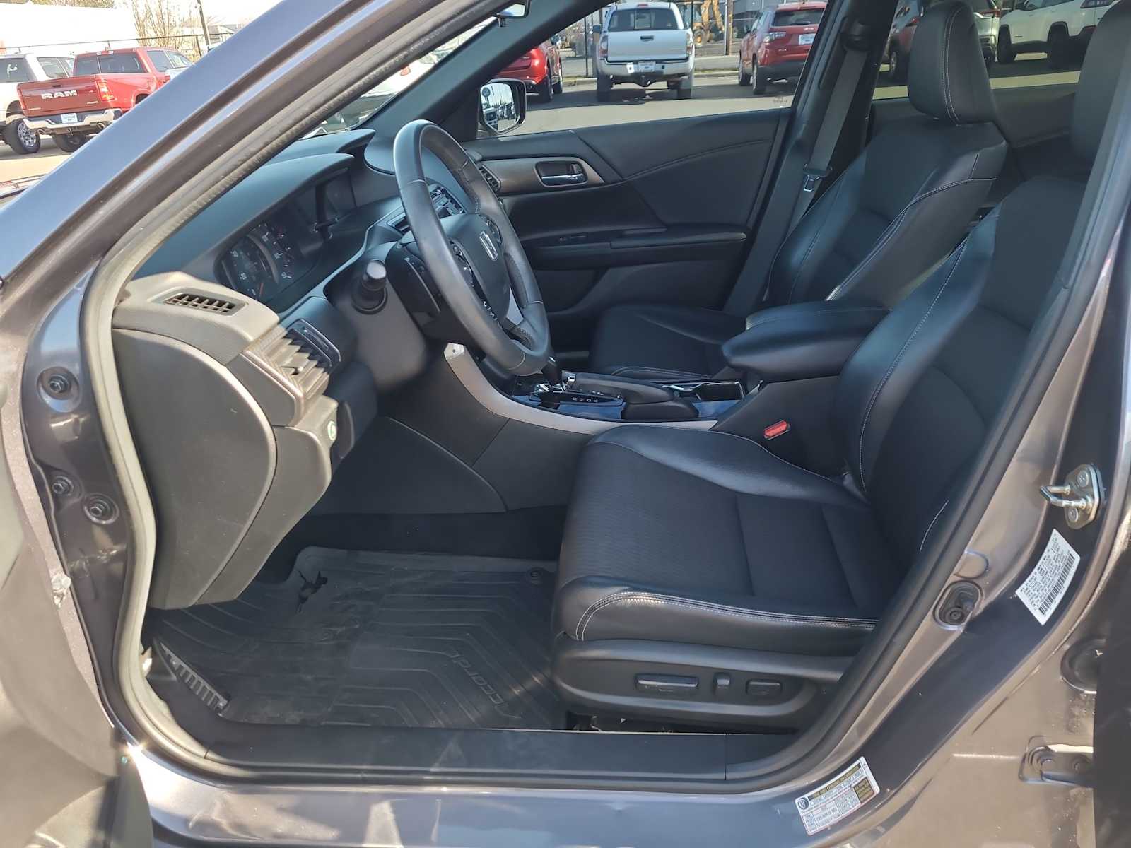 Thumbnail: 2016 Honda Accord - 19