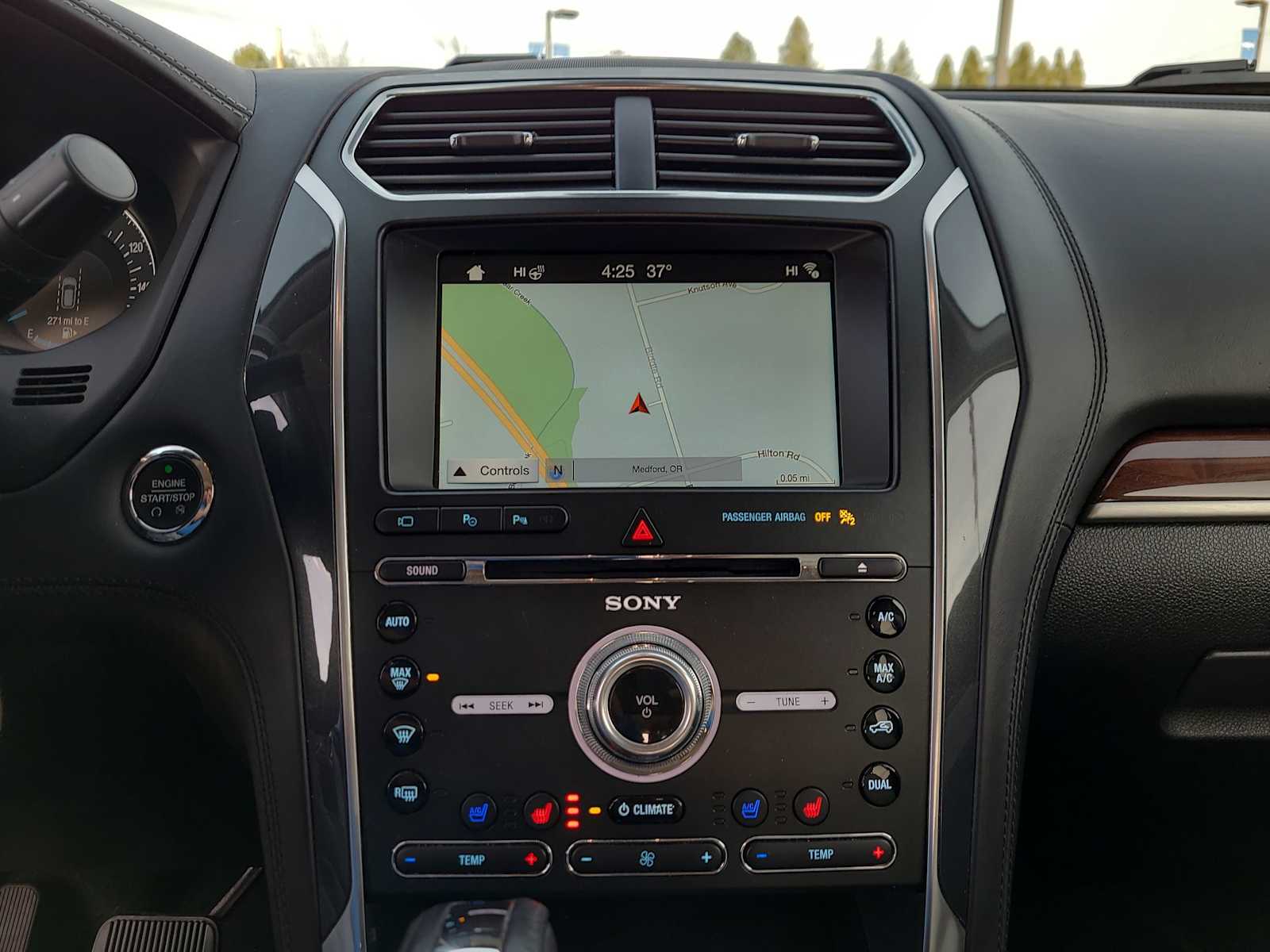 Thumbnail: 2018 Ford Explorer - 24