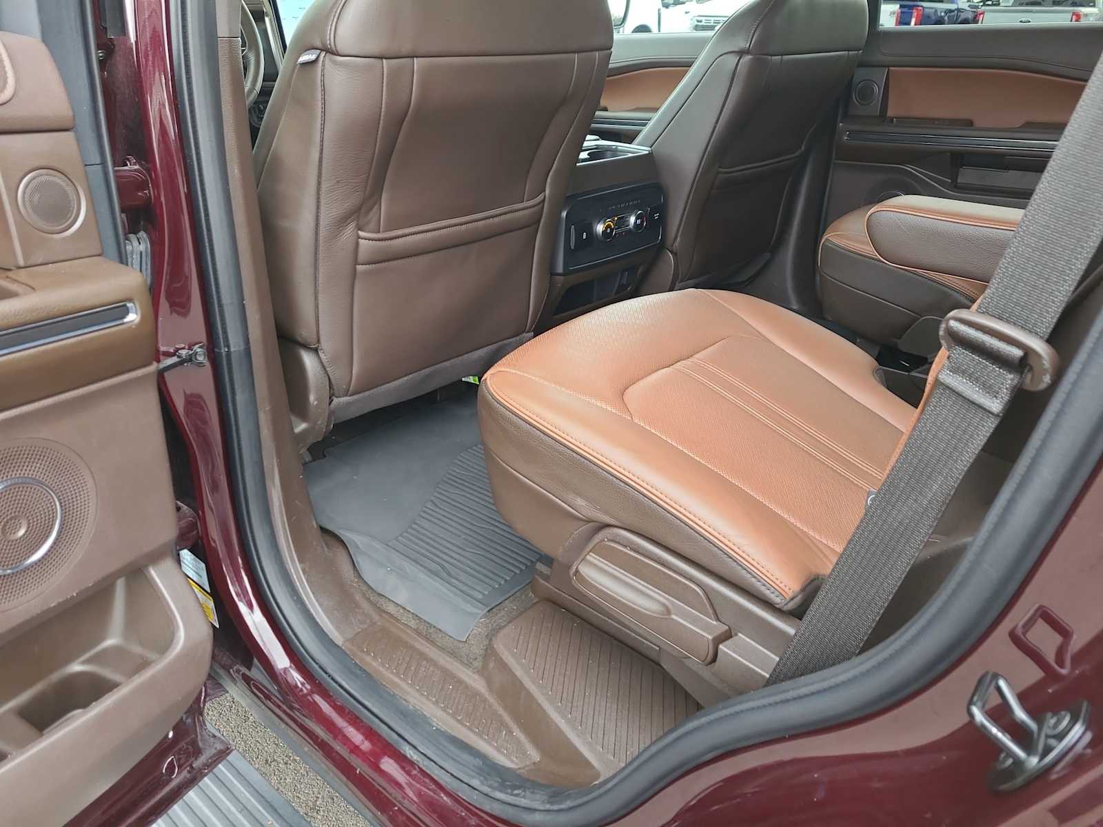 Thumbnail: 2023 Ford Expedition - 20