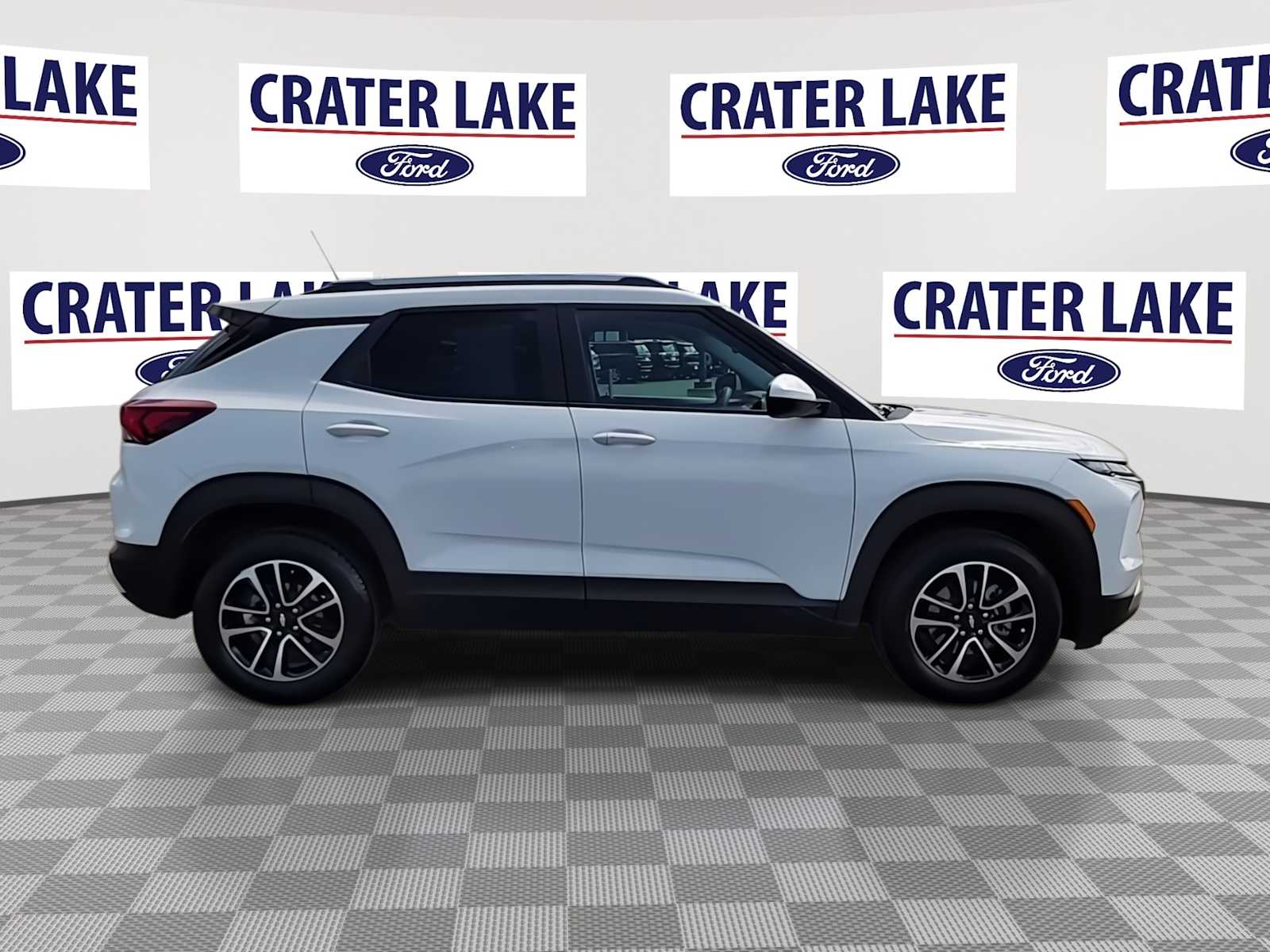 Thumbnail: 2025 Chevrolet TrailBlazer - 9