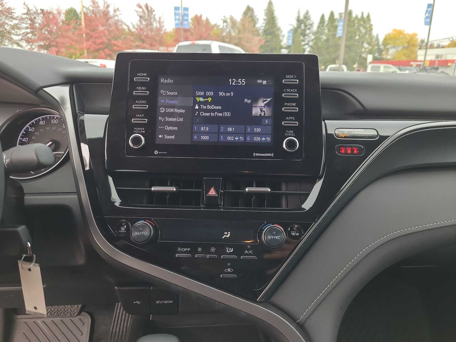 Thumbnail: 2024 Toyota Camry - 24