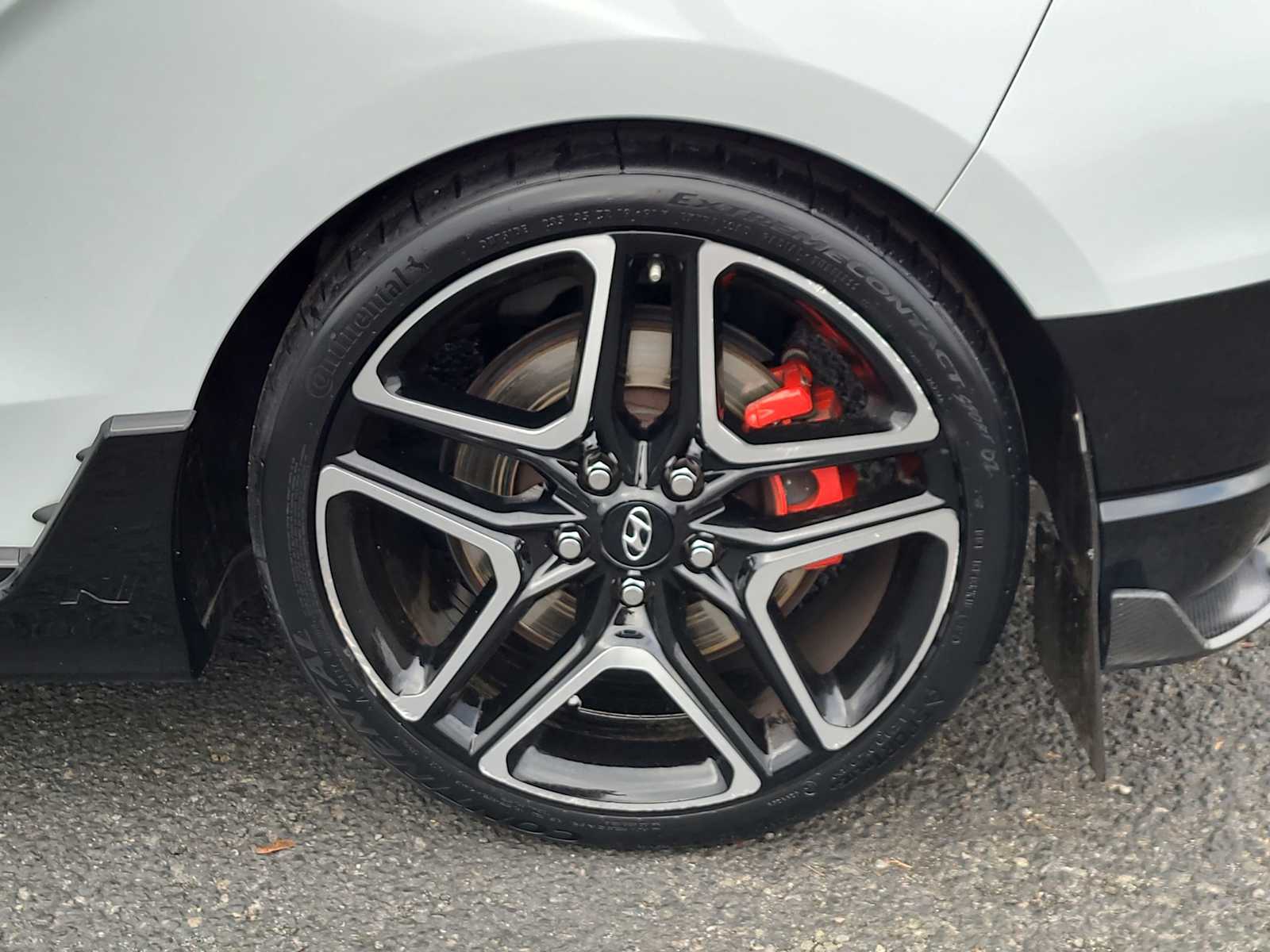 Thumbnail: 2021 Hyundai Veloster - 16