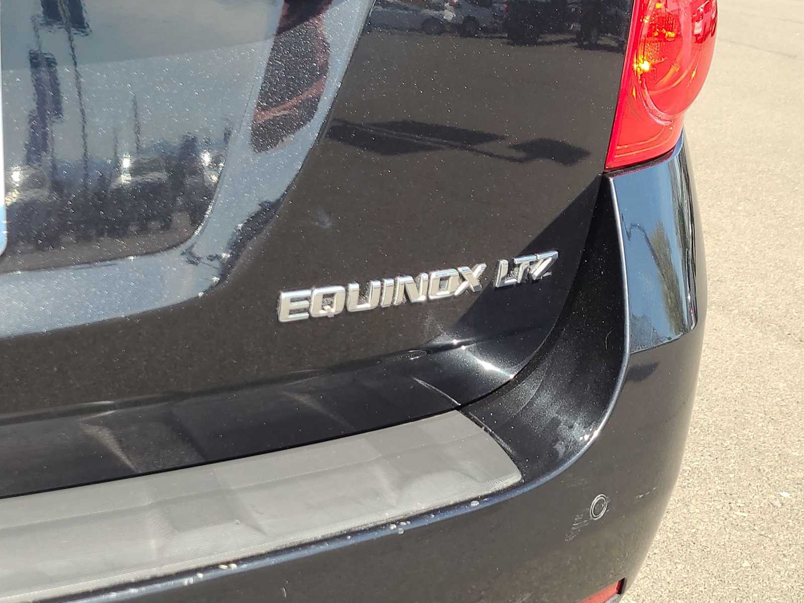 Thumbnail: 2013 Chevrolet Equinox - 15