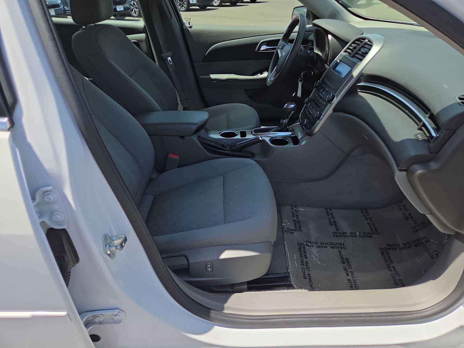 Thumbnail: 2015 Chevrolet Malibu - 22