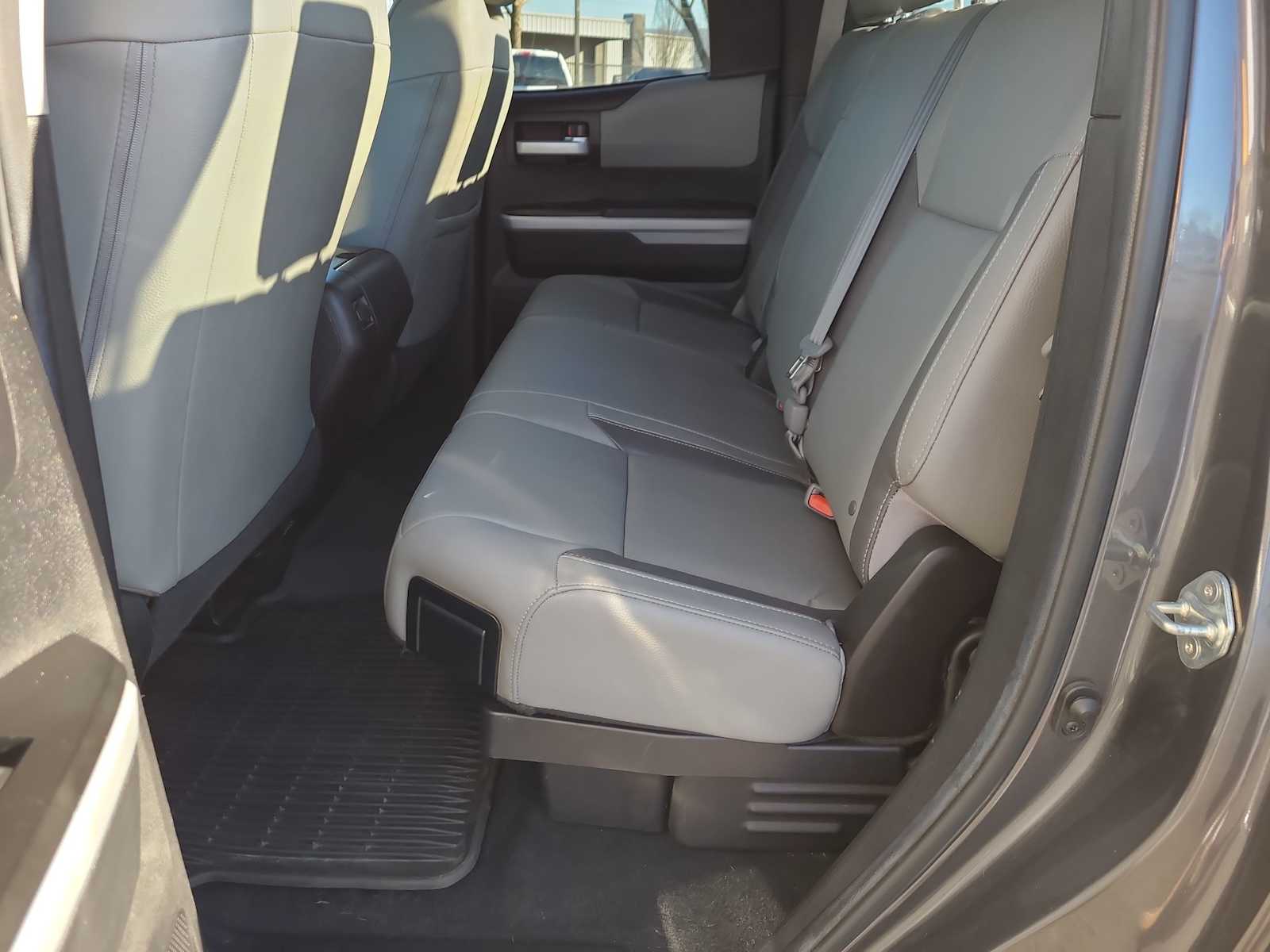 Thumbnail: 2020 Toyota Tundra - 21