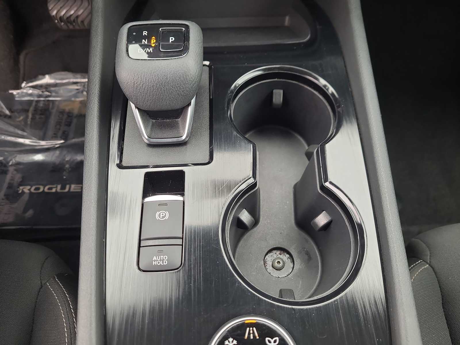 Thumbnail: 2023 Nissan Rogue - 25