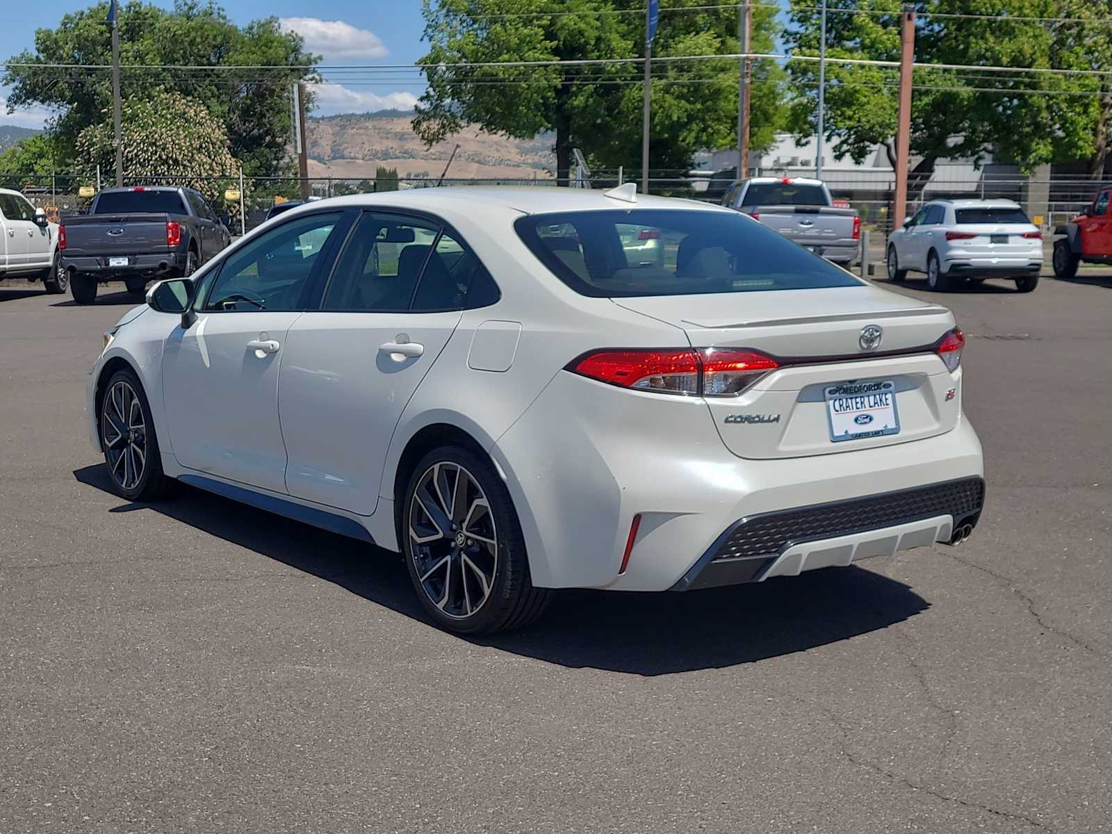 Thumbnail: 2021 Toyota Corolla - 12