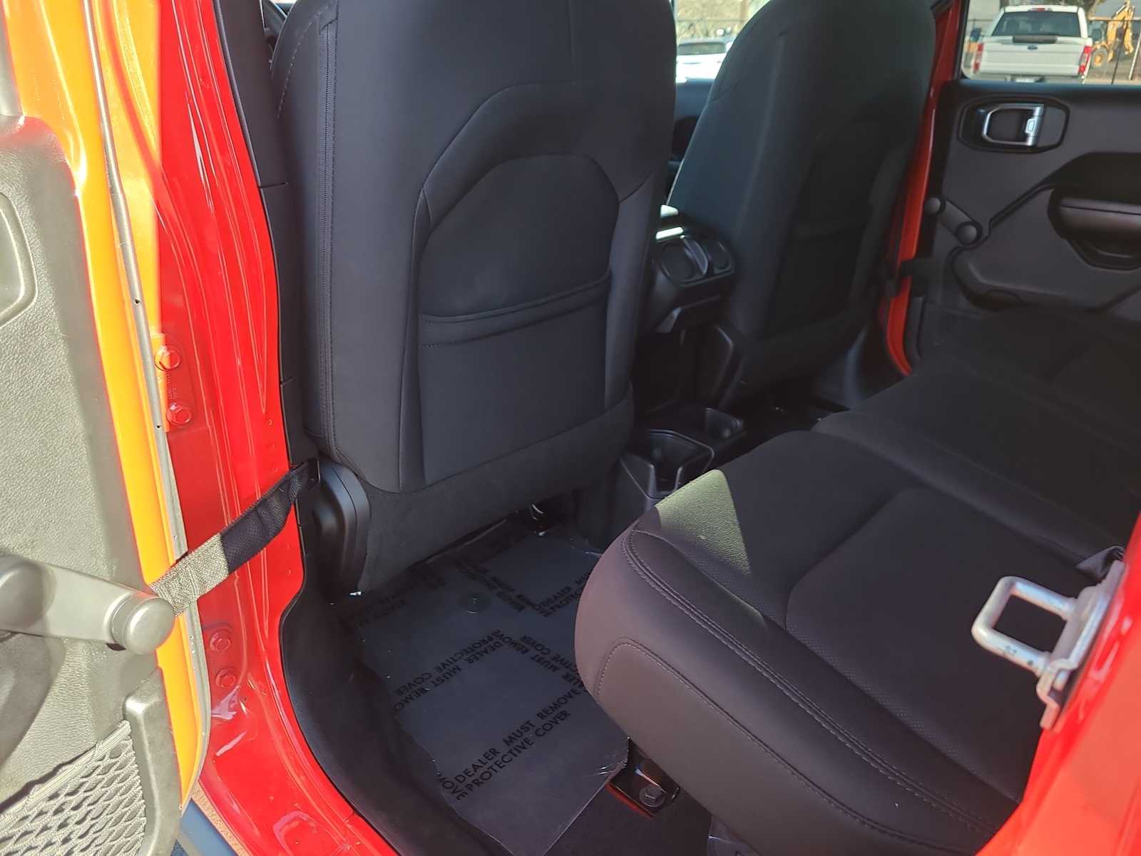 Thumbnail: 2019 Jeep Wrangler - 20