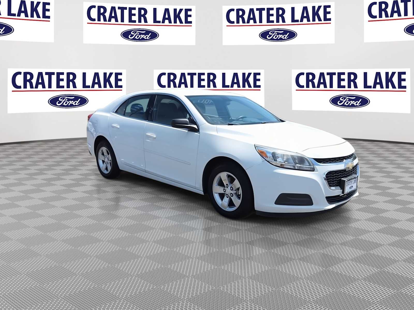 Thumbnail: 2015 Chevrolet Malibu - 2