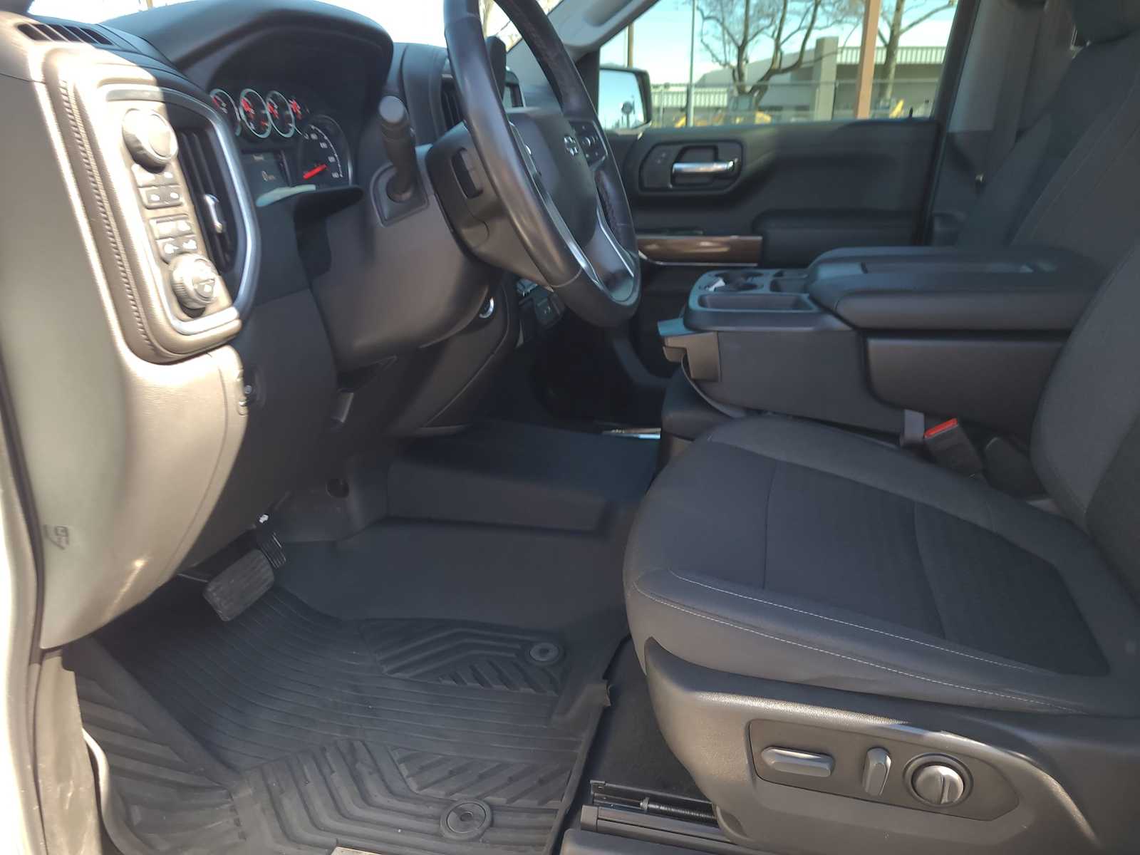 Thumbnail: 2022 Chevrolet Silverado 1500 - 19