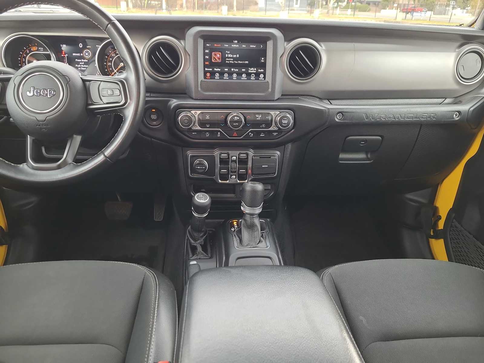 Thumbnail: 2021 Jeep Wrangler - 18