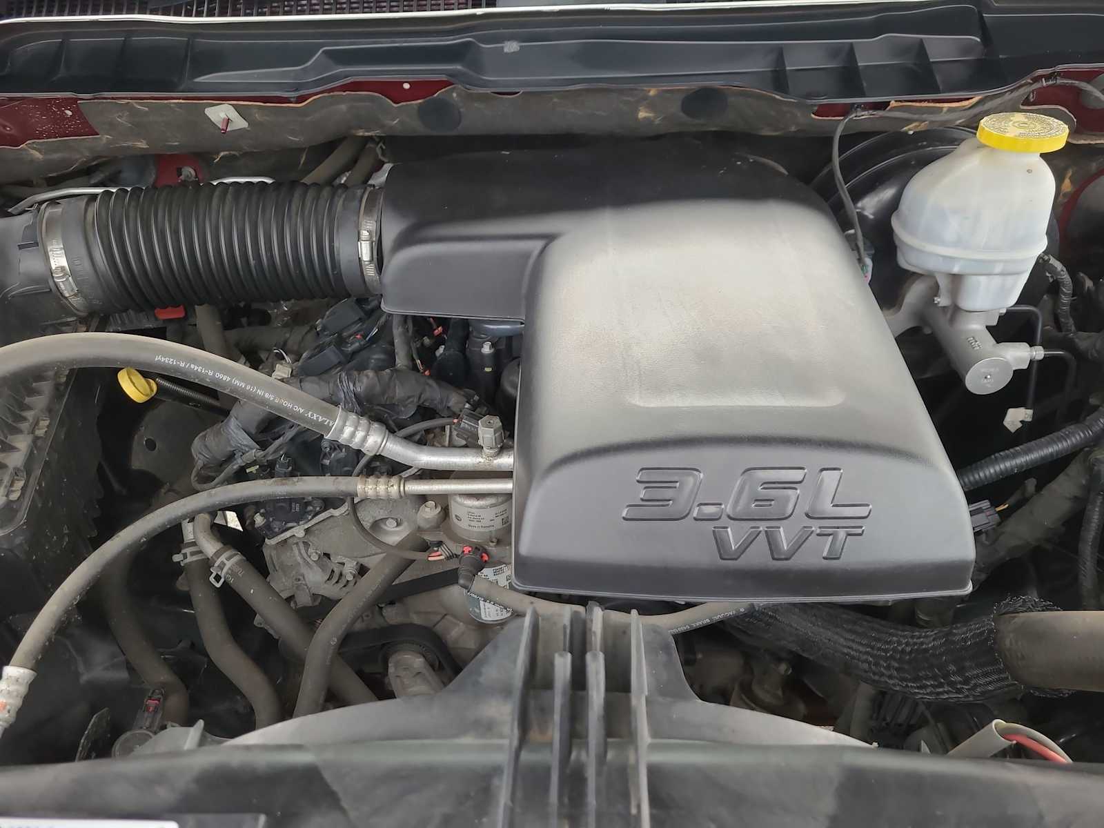 Thumbnail: 2019 RAM 1500 Classic - 17