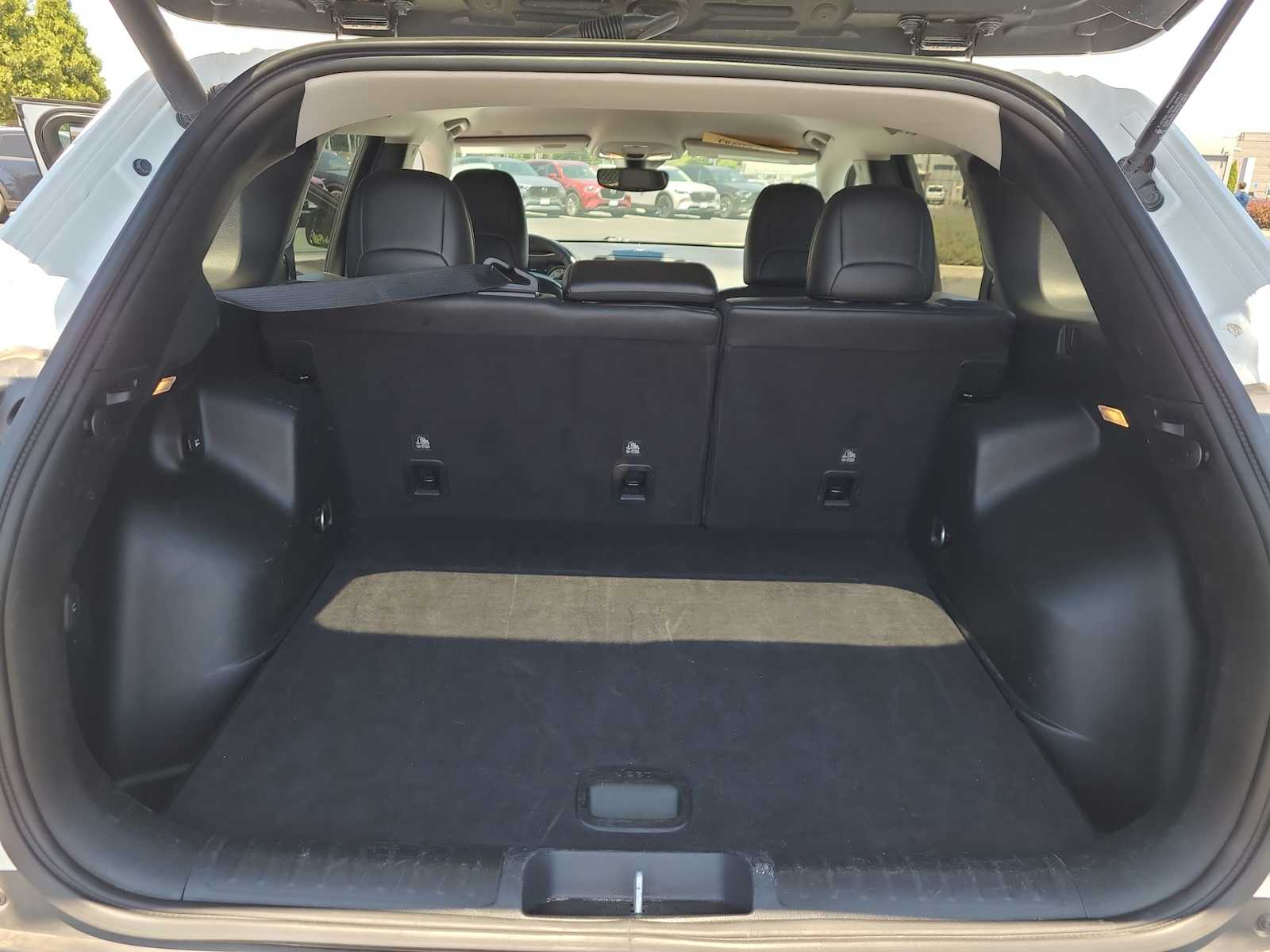 Thumbnail: 2023 Jeep Cherokee - 27