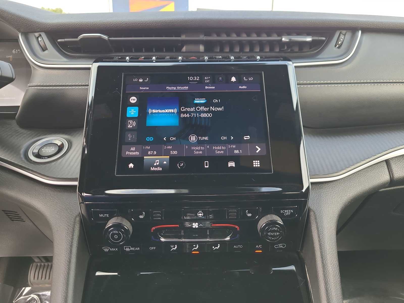 Thumbnail: 2023 Jeep Grand Cherokee - 24