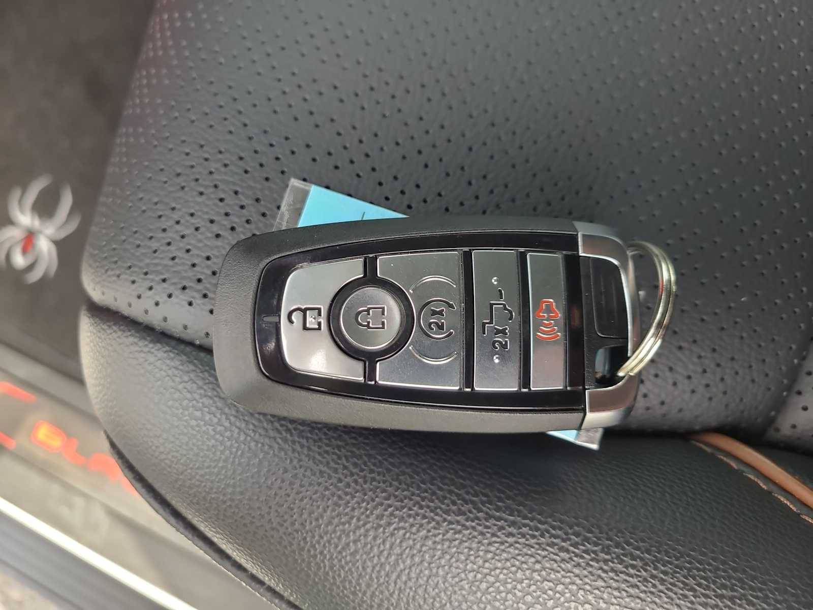 Thumbnail: 2025 Ford F-250 - 28