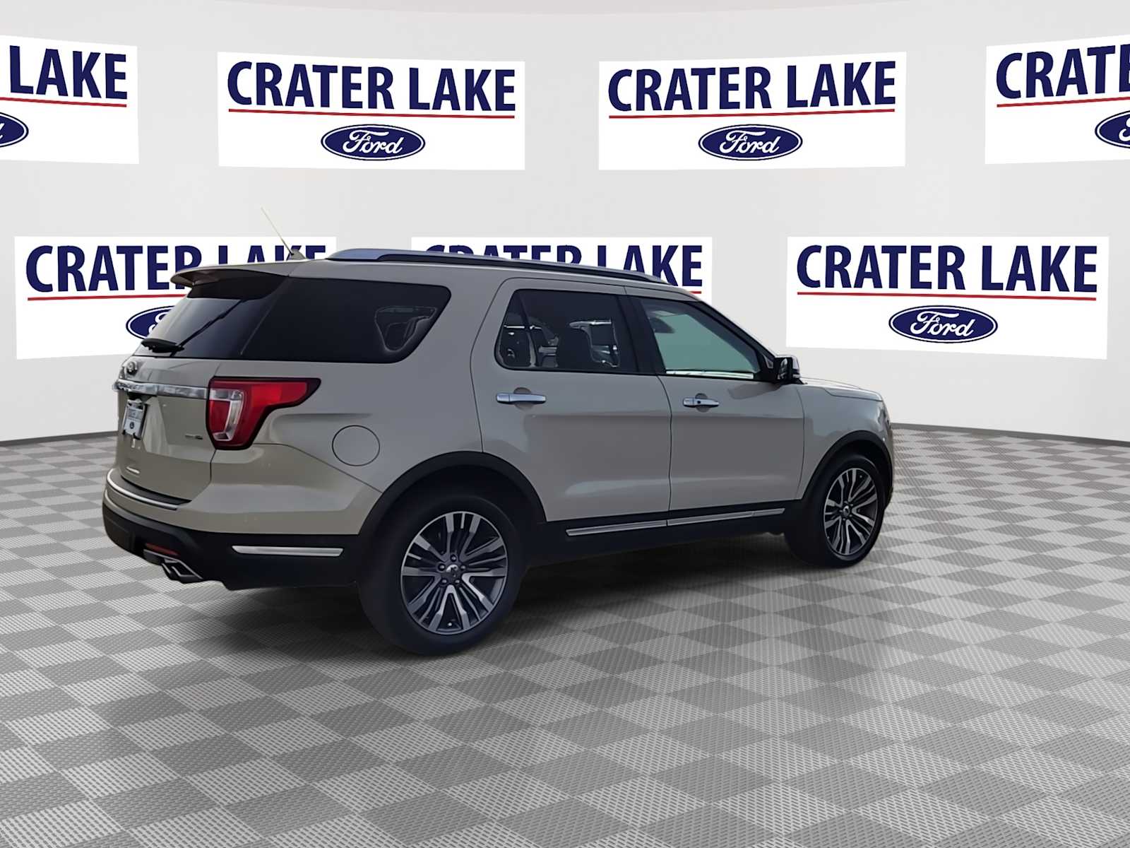 Thumbnail: 2018 Ford Explorer - 8