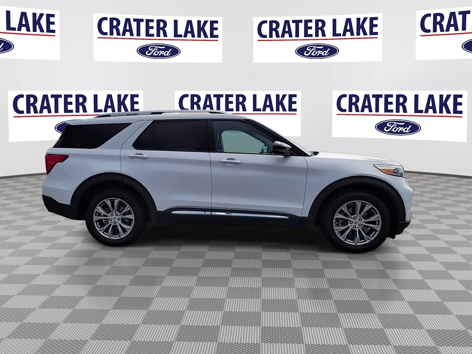 Thumbnail: 2023 Ford Explorer - 9