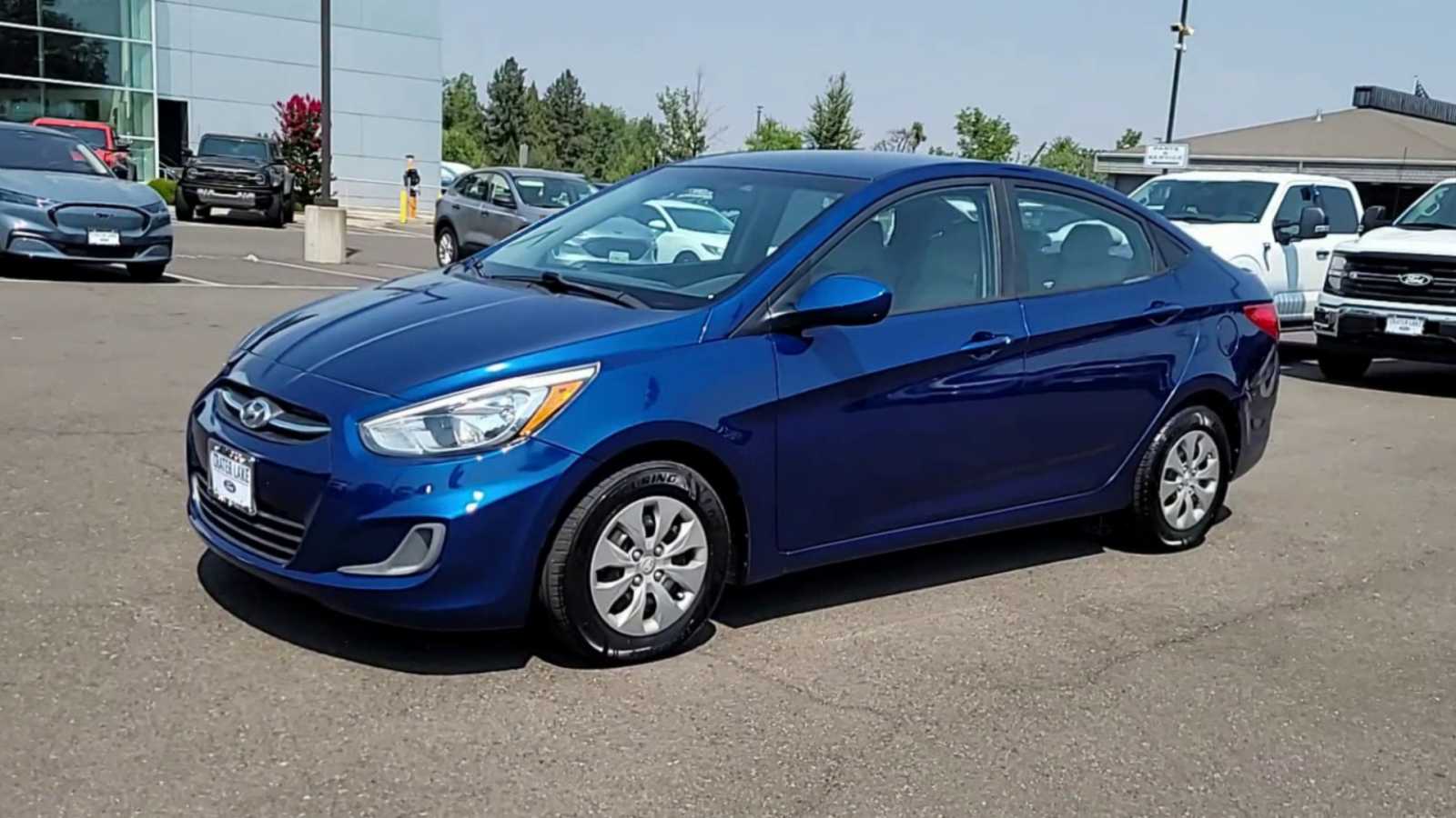 Thumbnail: 2016 Hyundai Accent - 4