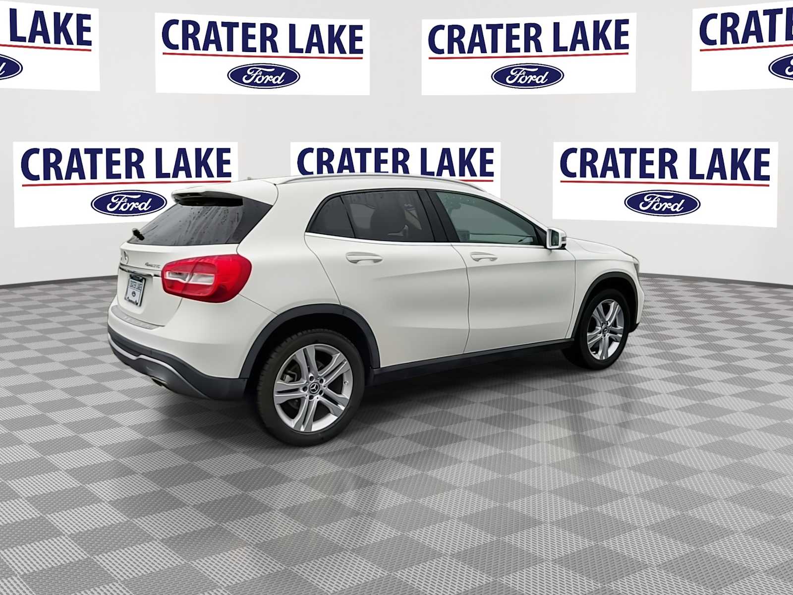 Thumbnail: 2019 Mercedes-Benz GLA - 8