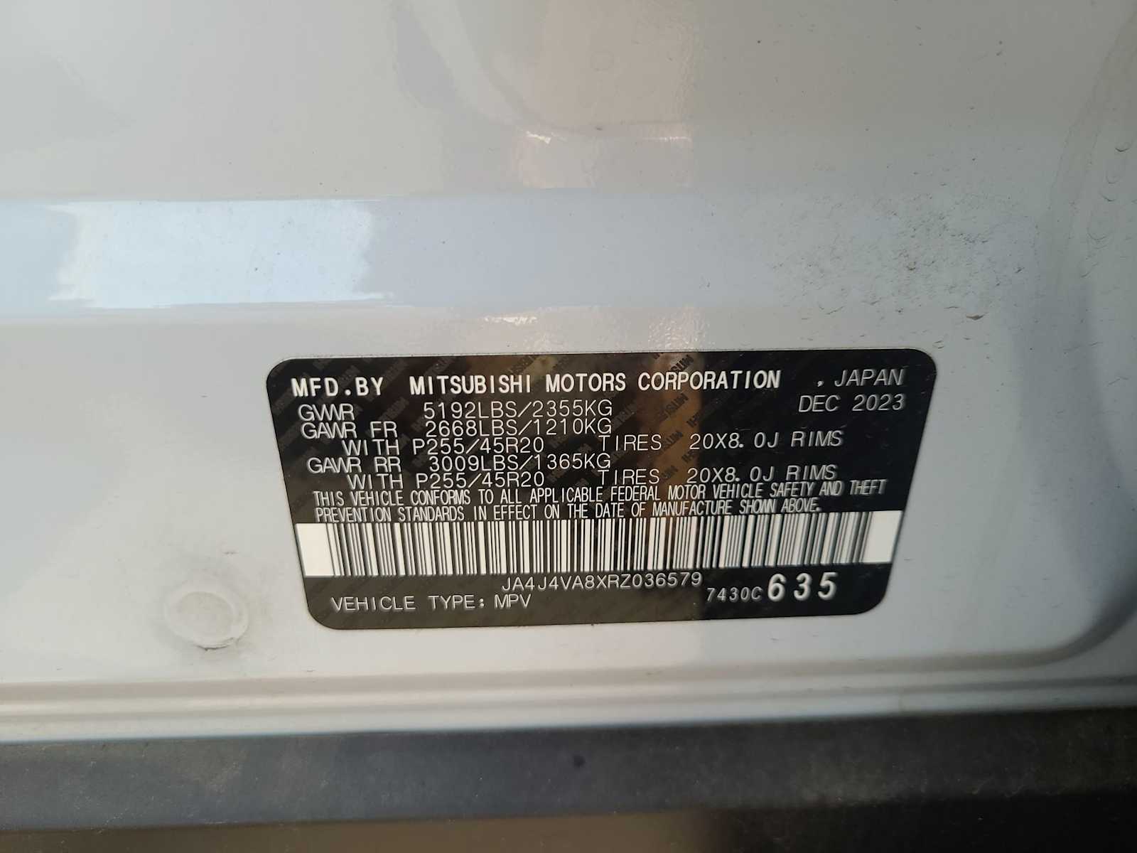 Thumbnail: 2024 Mitsubishi Outlander - 29